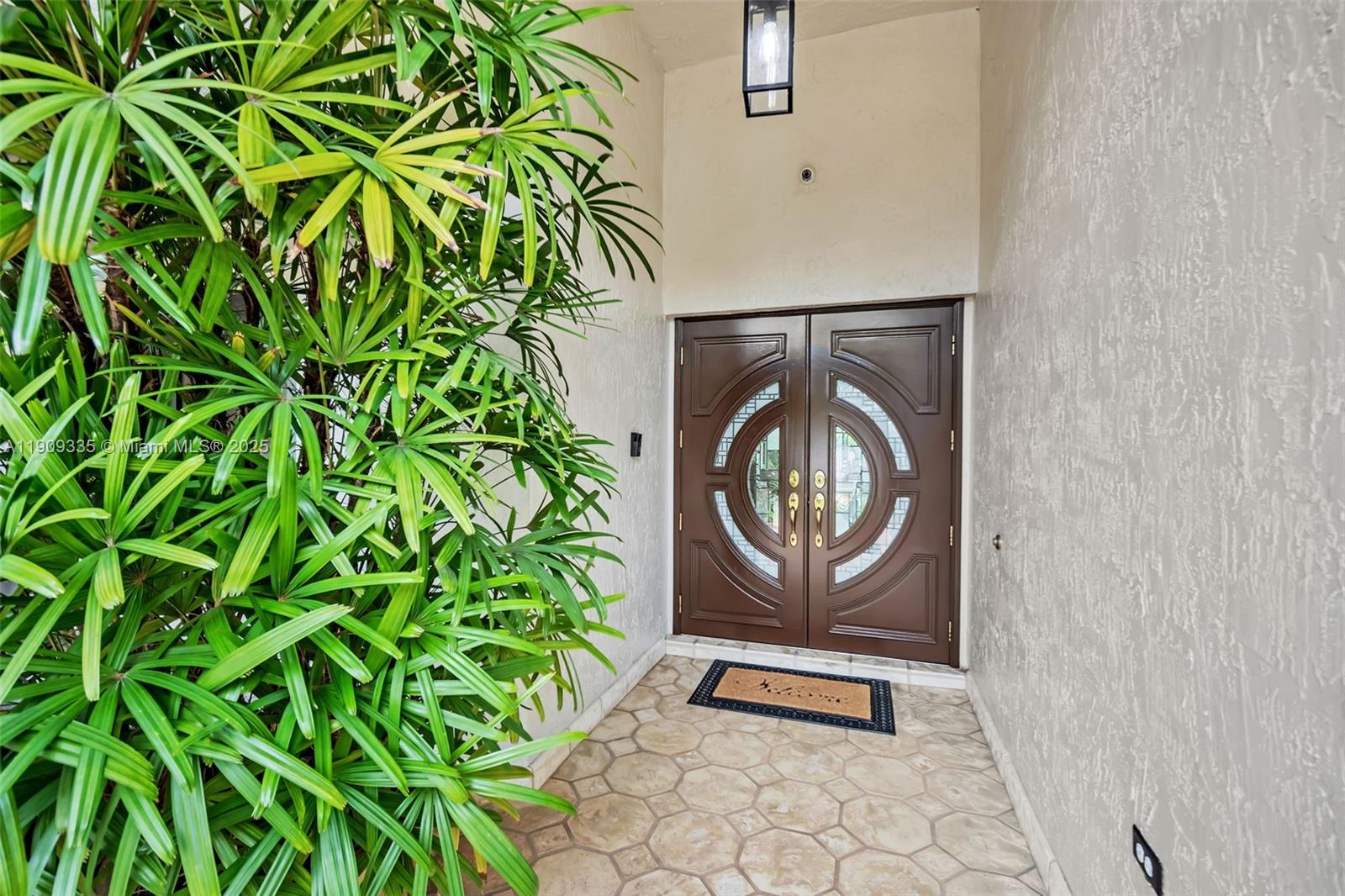 HAMMOCKS SHORES 3RD ADDN - Residential