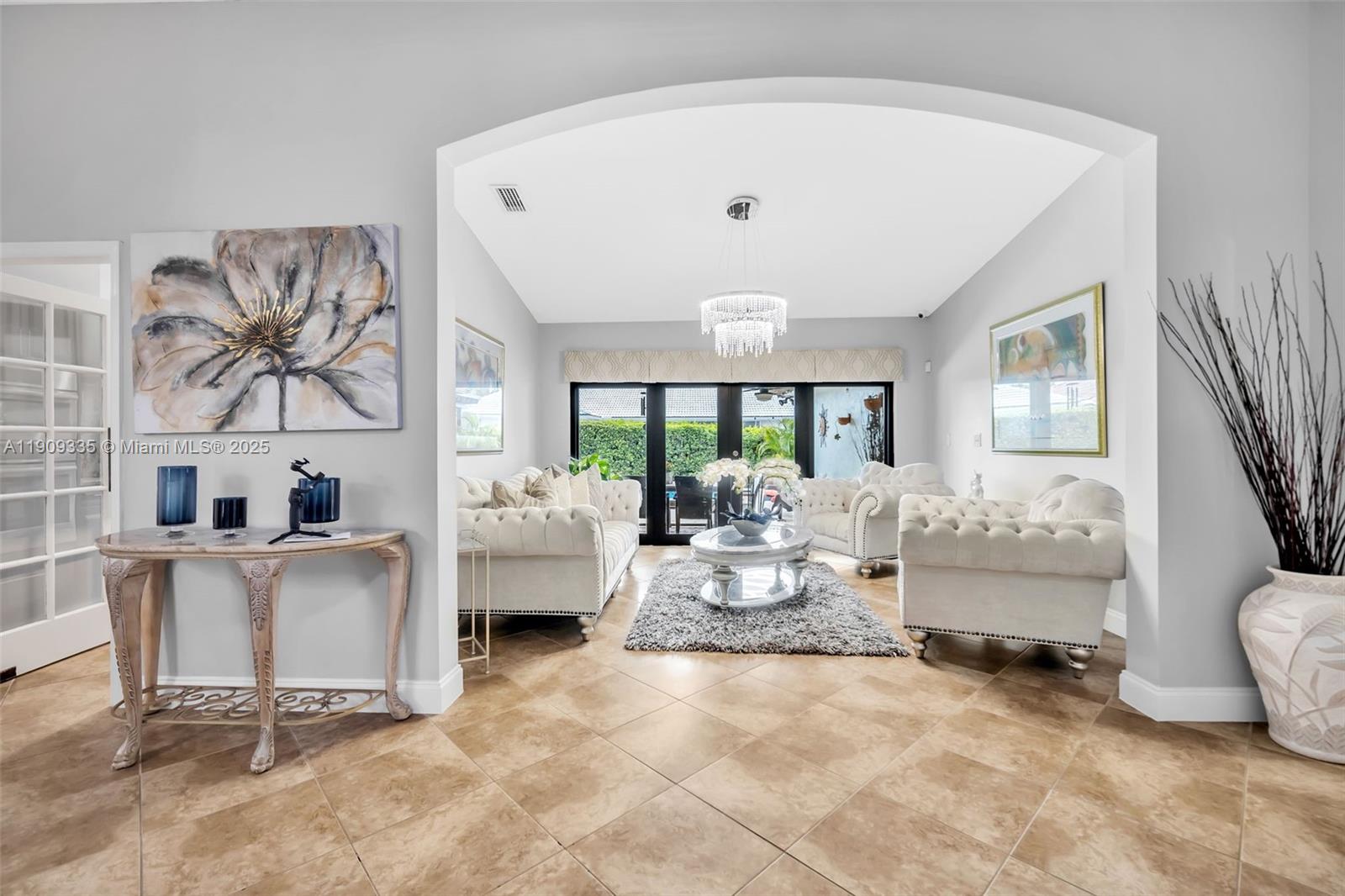 HAMMOCKS SHORES 3RD ADDN - Residential