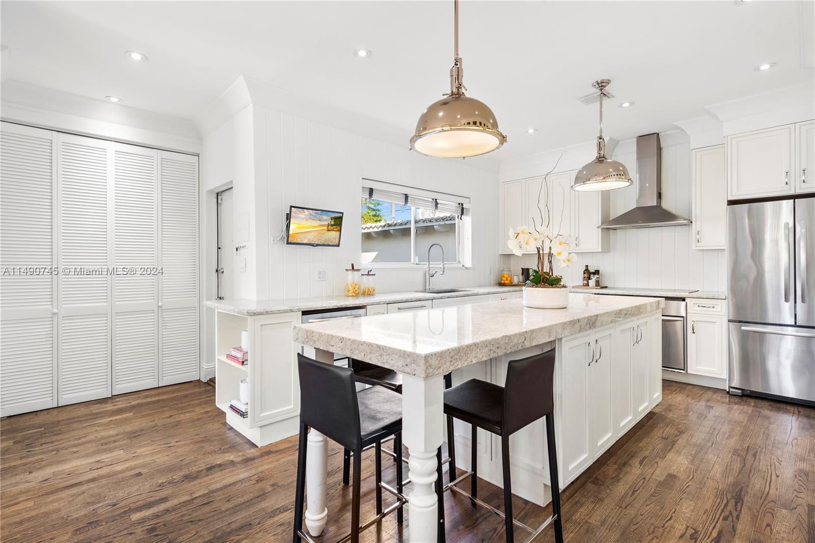 BEACH VIEW ADDN - Residential