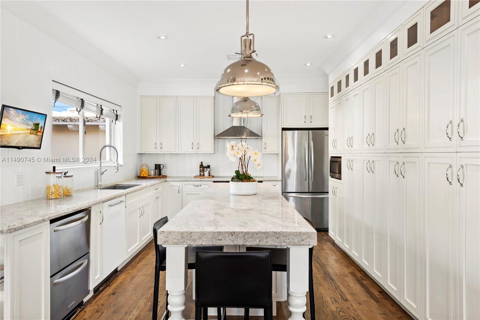 BEACH VIEW ADDN - Residential