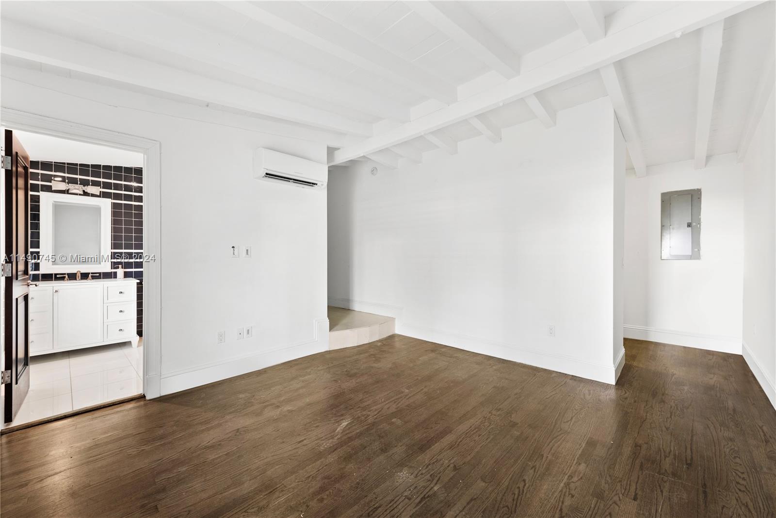 BEACH VIEW ADDN - Residential