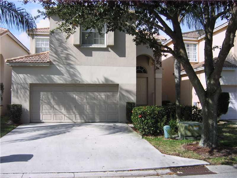 Lovely 2 story home in the Gated Community of Regency Lakes. Wonderful family community is well maintained, super safe and with parks and clubhouse. Check out all A rated schools. Near shopping at the Promenade and Town Center Mall.