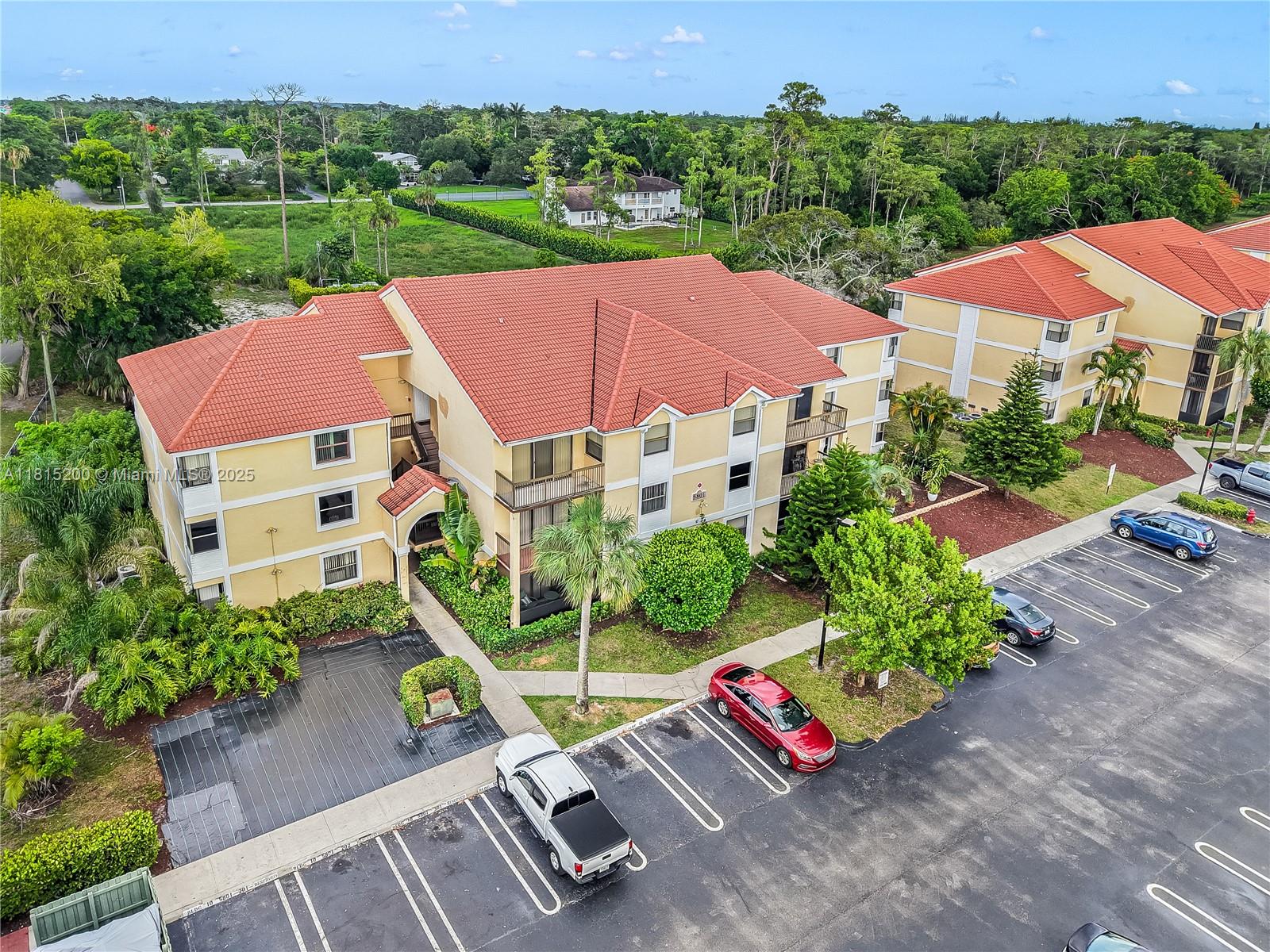 GRAND OASIS CONDO - Residential