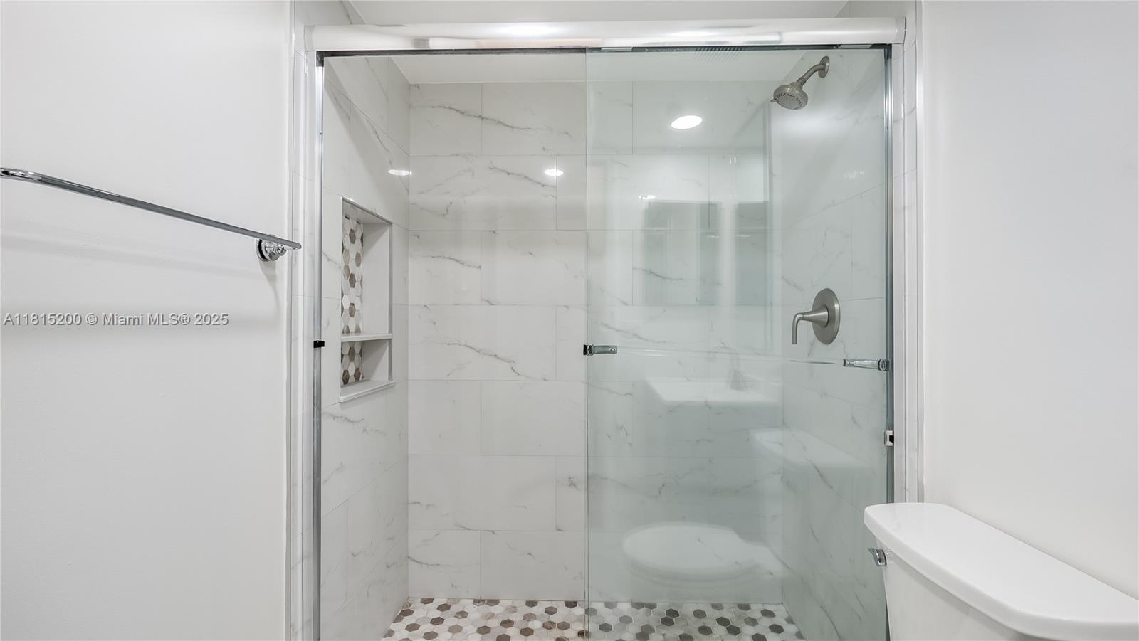 GRAND OASIS CONDO - Residential