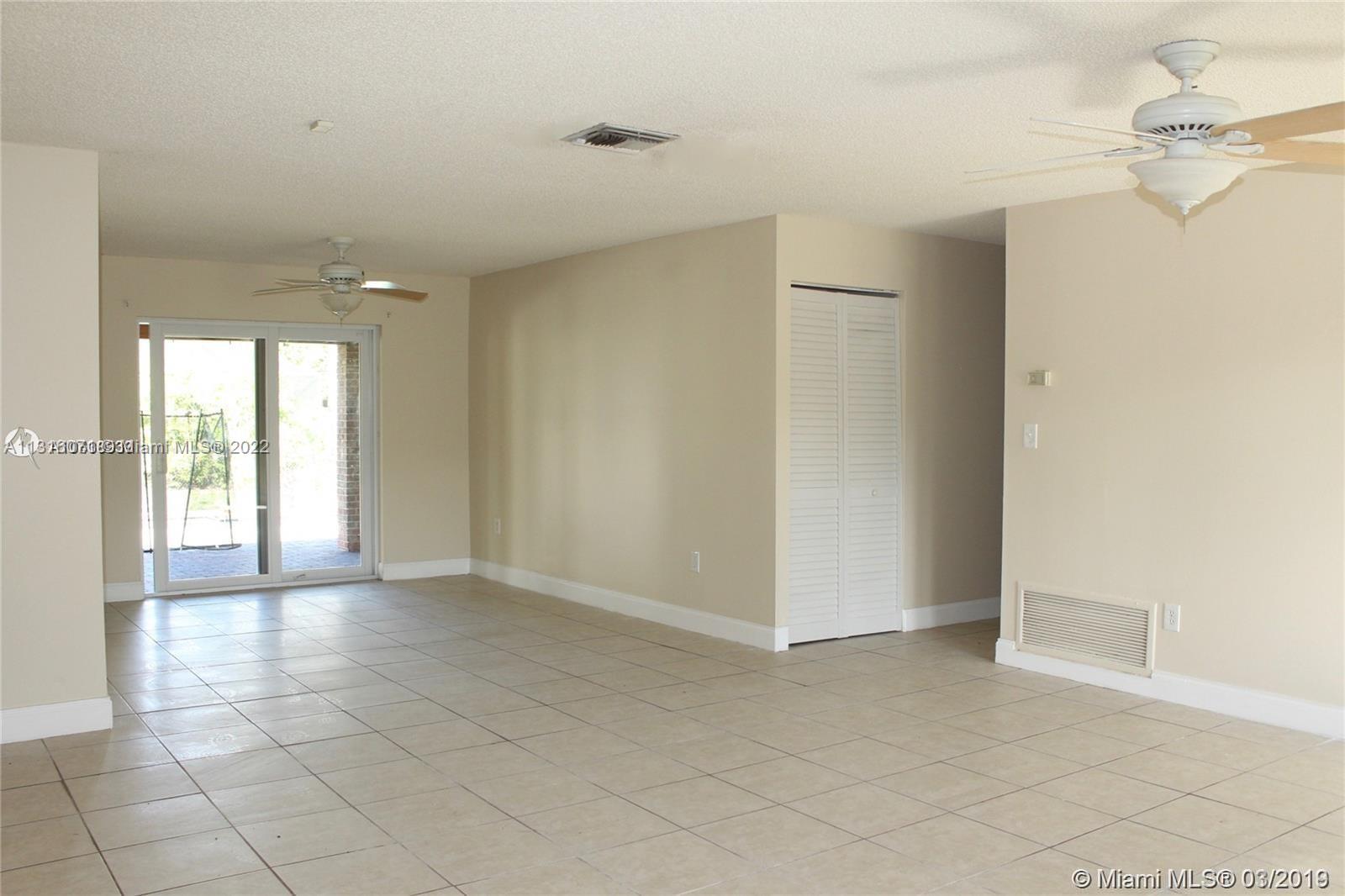 PINEWOOD ESTS 3RD ADDN - Residential Lease