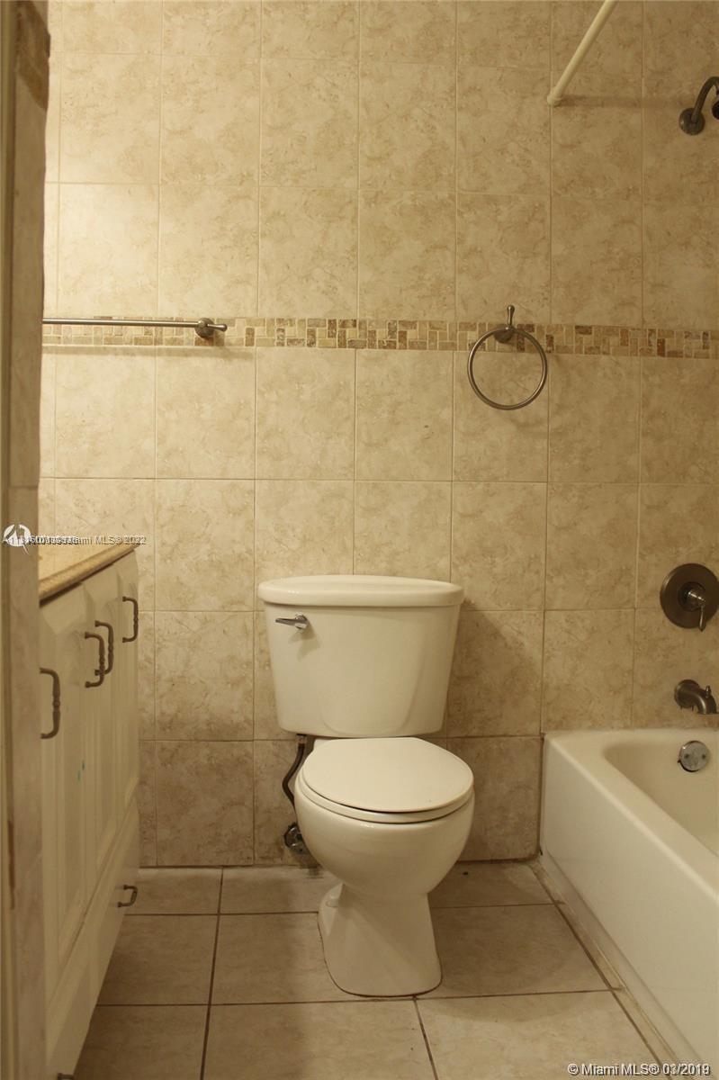 PINEWOOD ESTS 3RD ADDN - Residential Lease