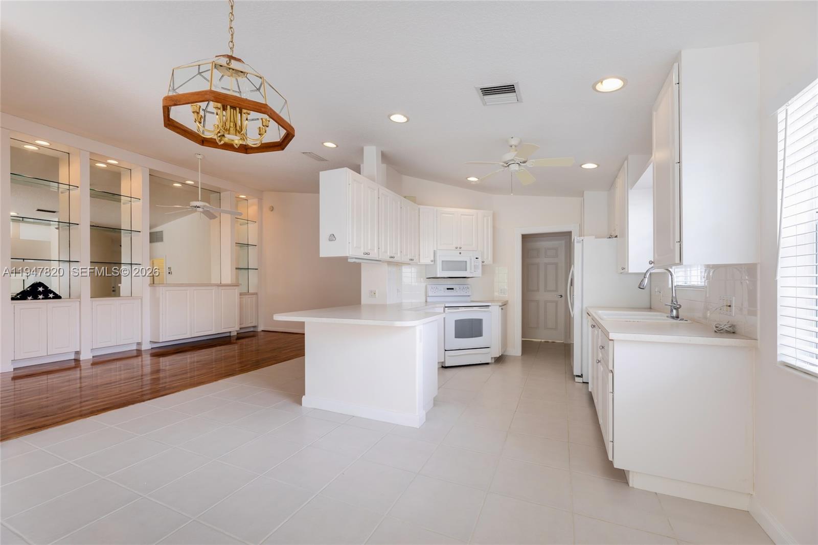 THE RETREAT - Residential