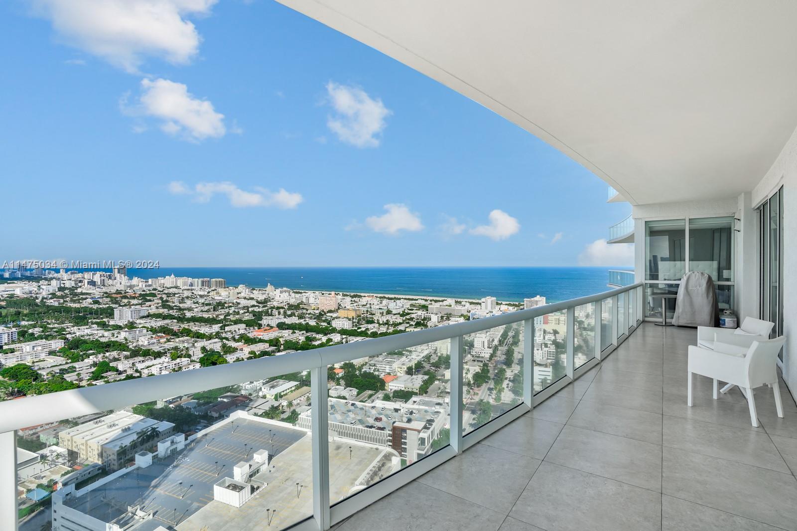 ICON CONDO - Residential