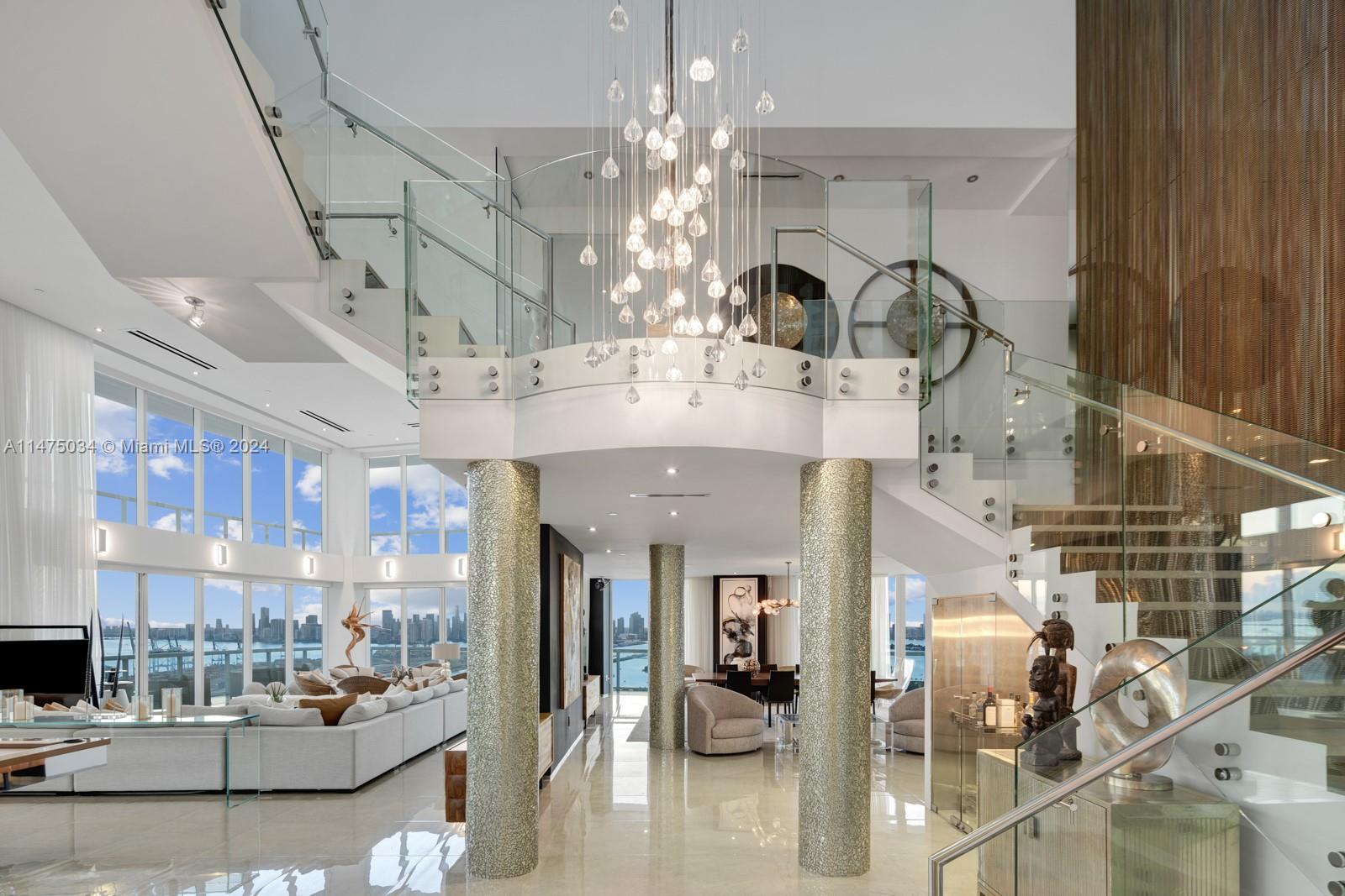 ICON CONDO - Residential