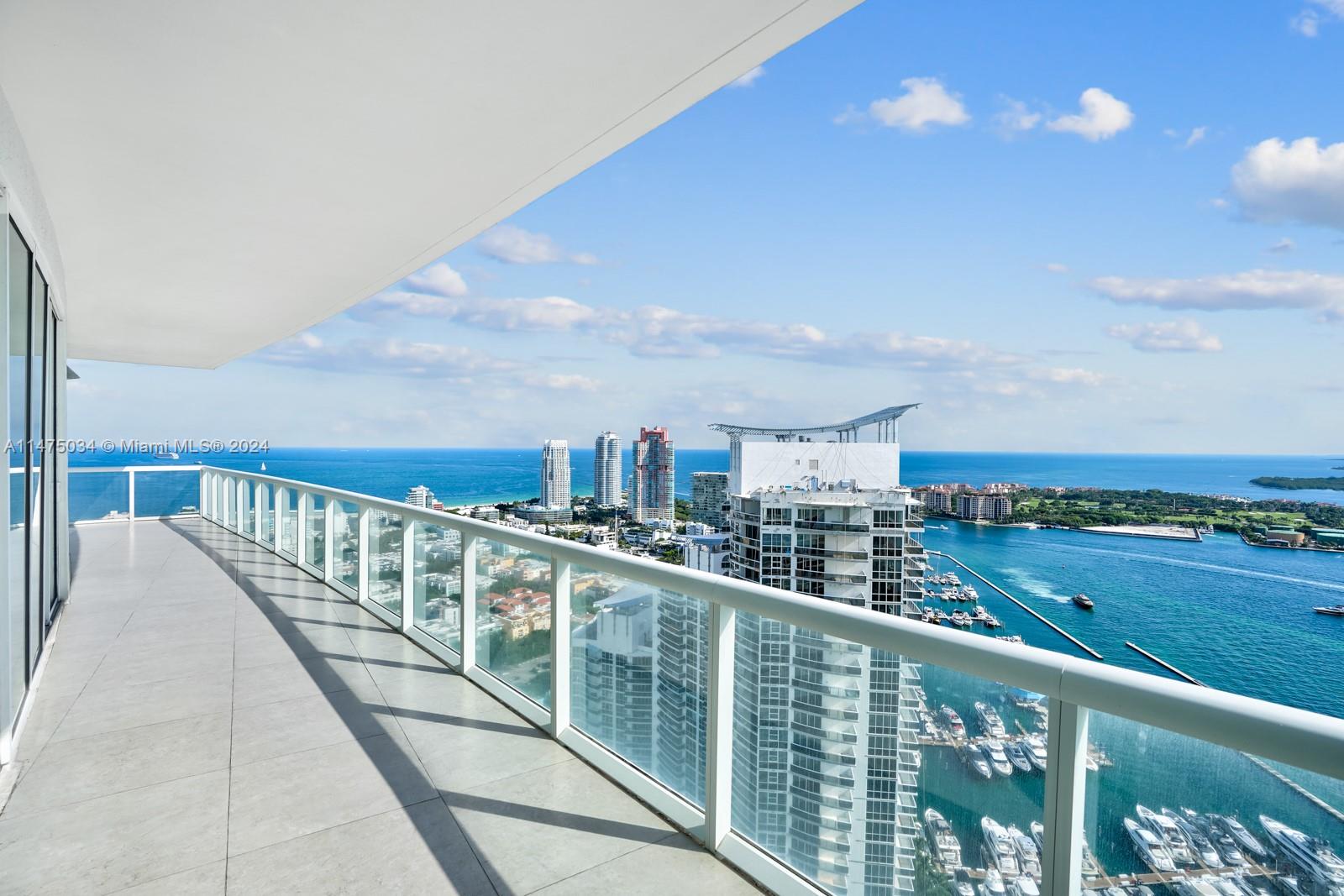 ICON CONDO - Residential