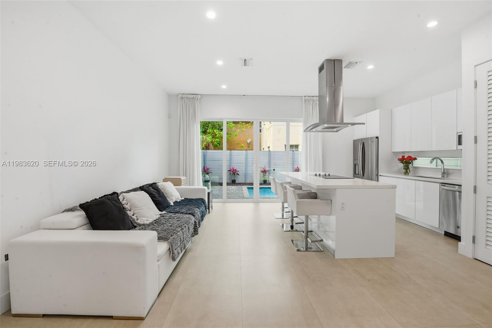 CARTERS ADDN TO C GR - Residential