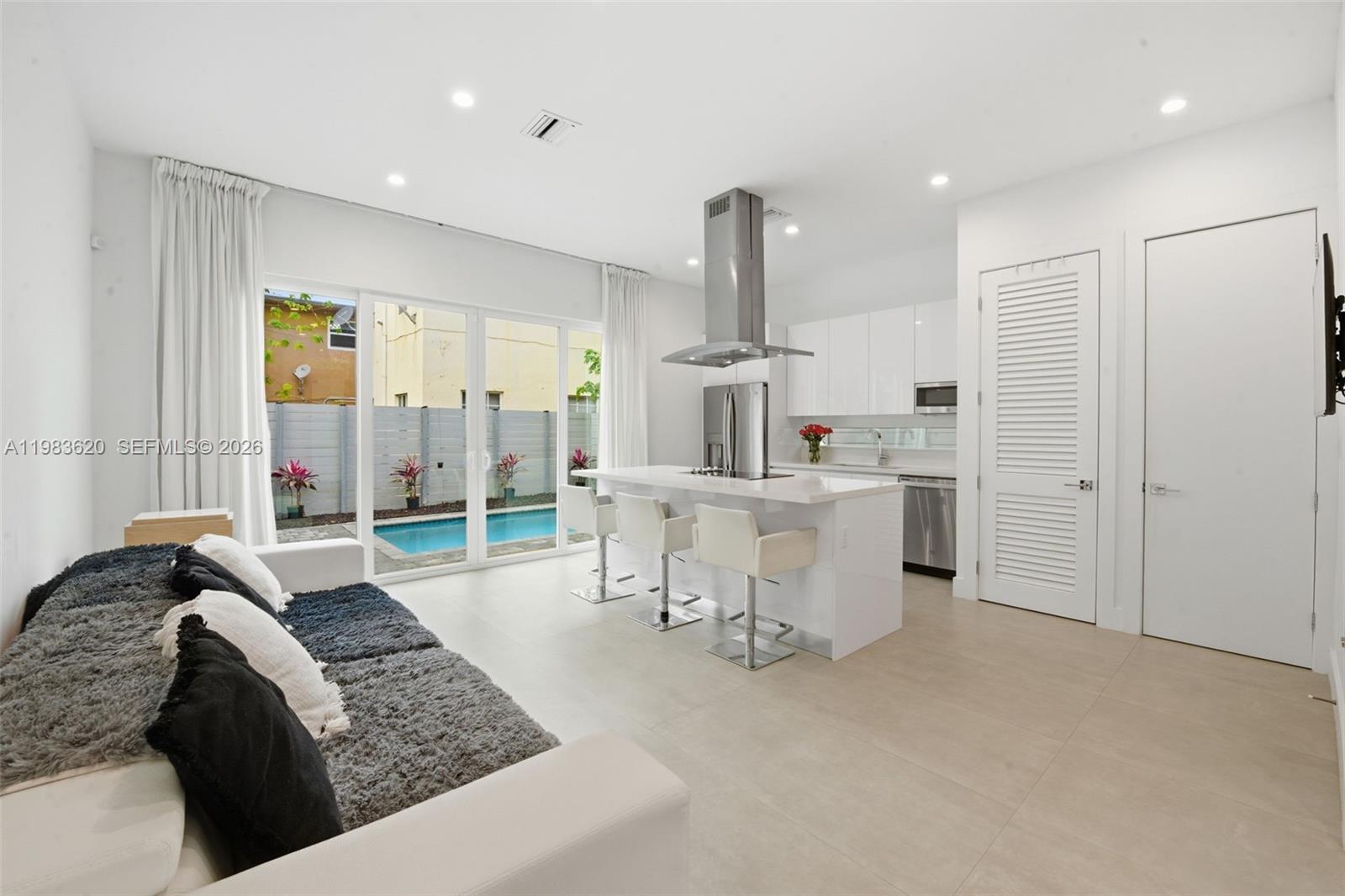 CARTERS ADDN TO C GR - Residential