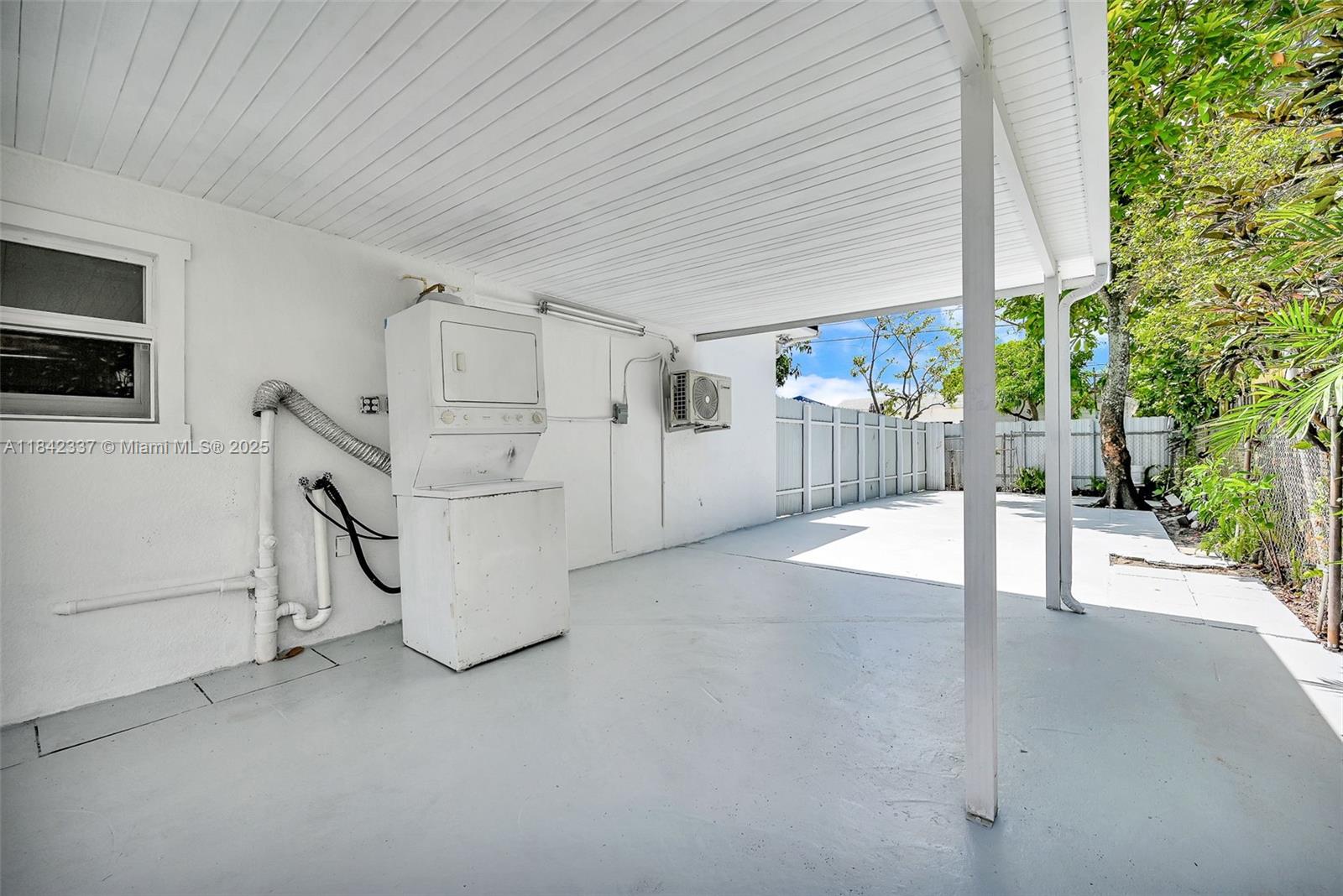 ESSEX VILLAGE-THIRD ADDIT - Residential