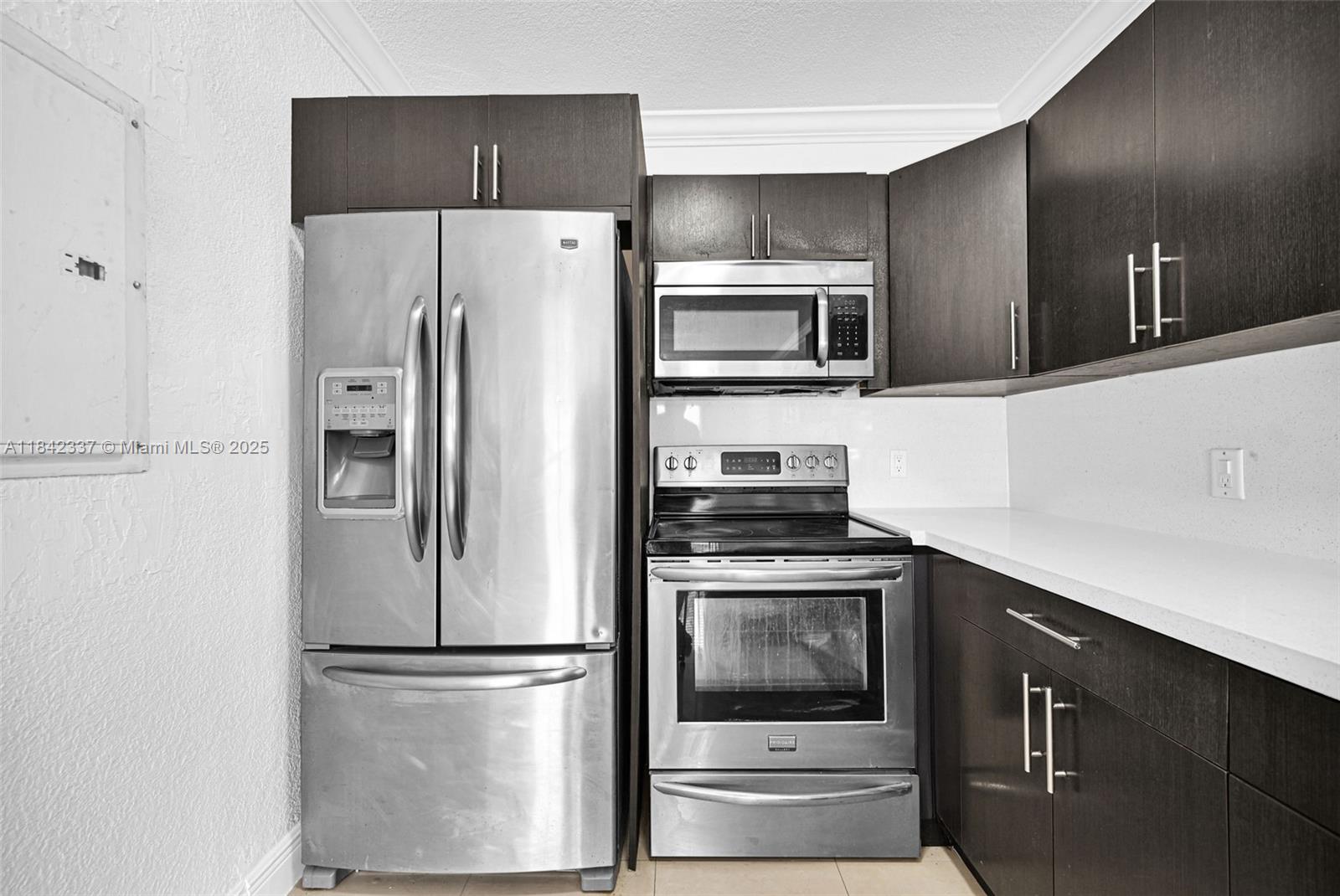 ESSEX VILLAGE-THIRD ADDIT - Residential