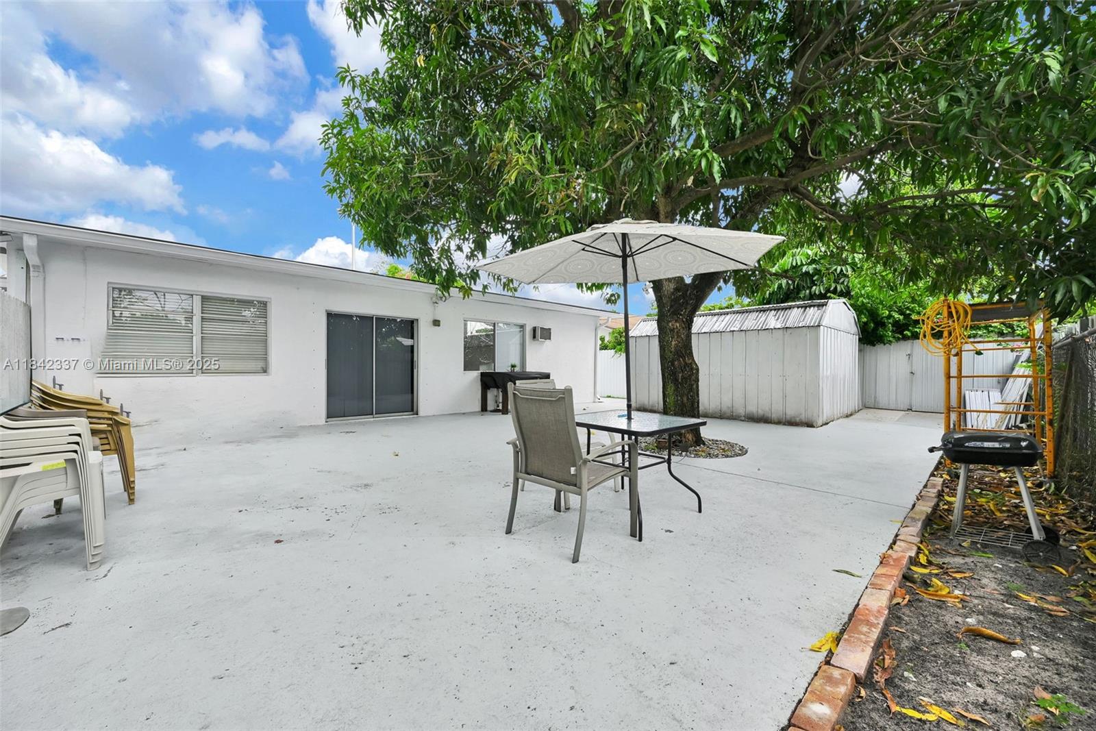 ESSEX VILLAGE-THIRD ADDIT - Residential