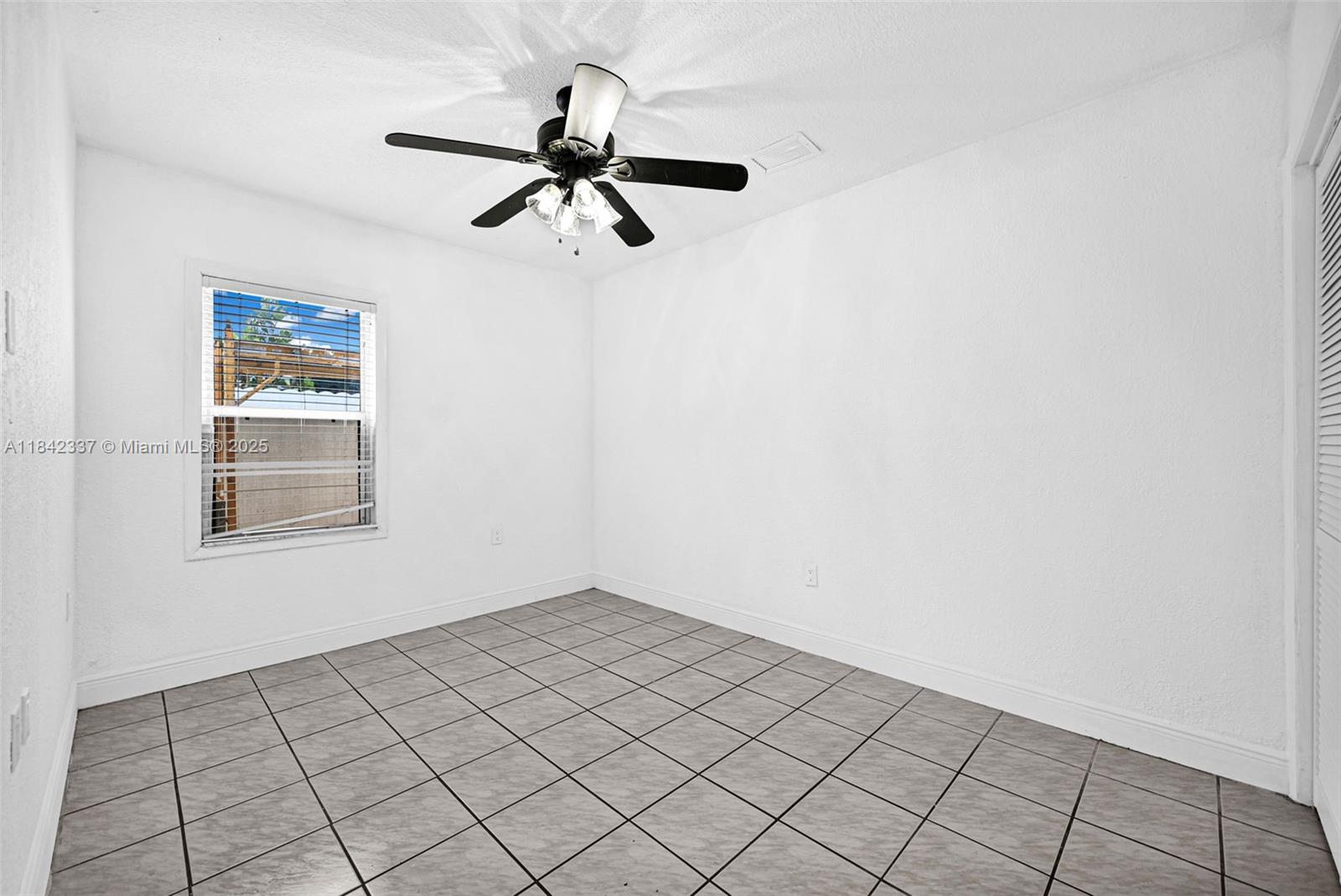 ESSEX VILLAGE-THIRD ADDIT - Residential