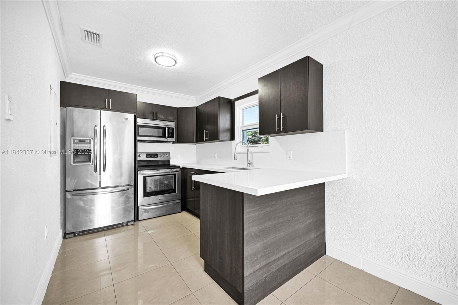 ESSEX VILLAGE-THIRD ADDIT - Residential