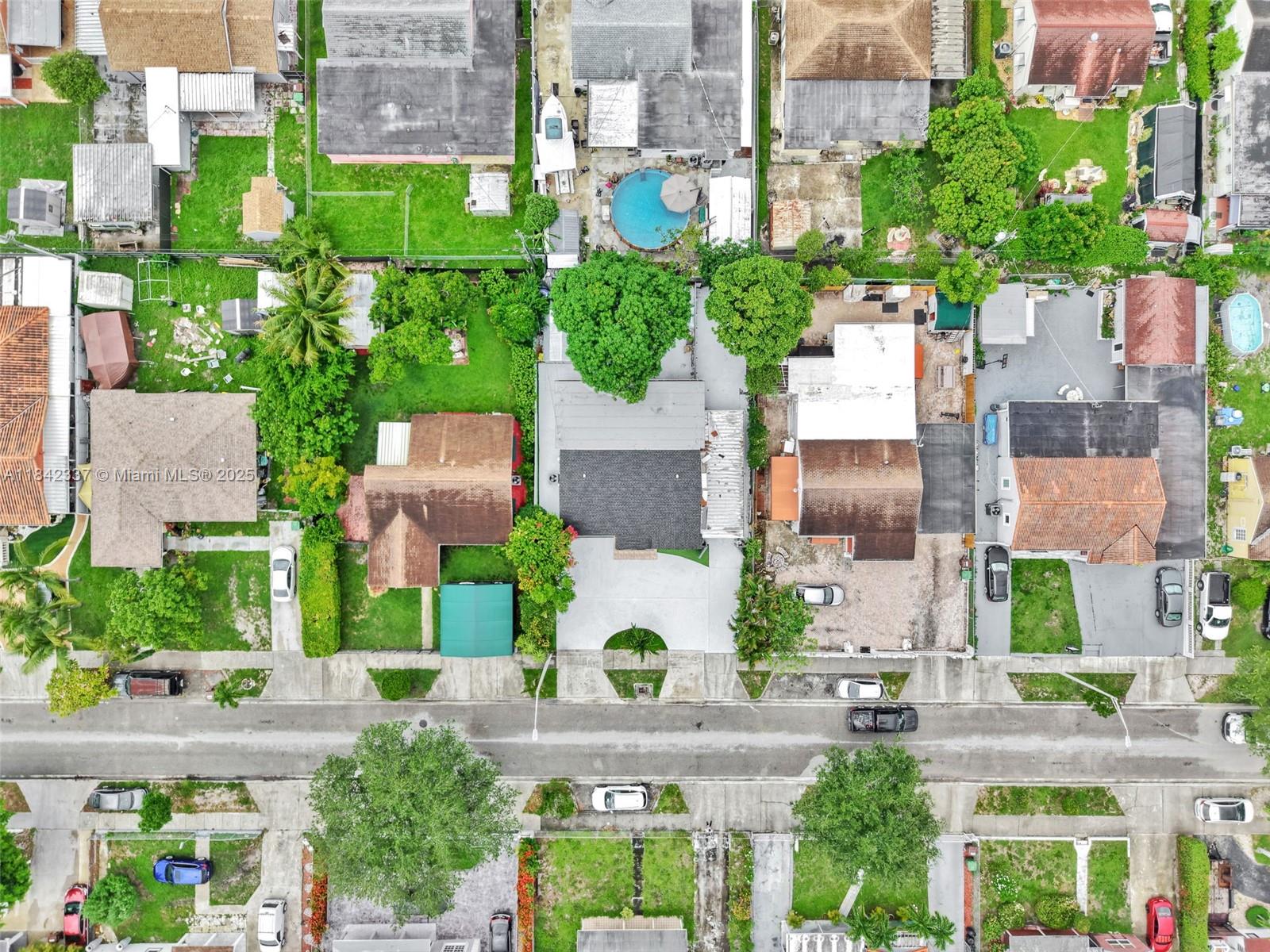 ESSEX VILLAGE-THIRD ADDIT - Residential