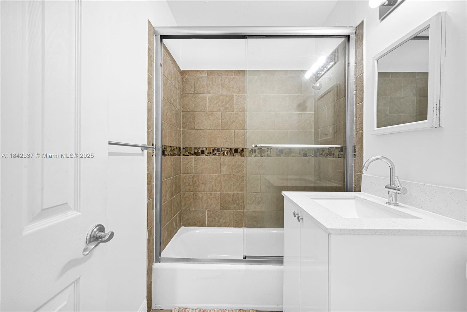 ESSEX VILLAGE-THIRD ADDIT - Residential