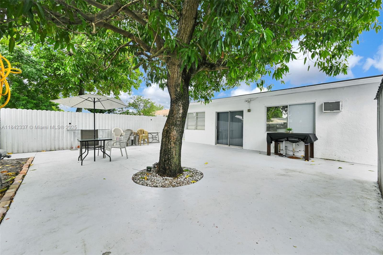 ESSEX VILLAGE-THIRD ADDIT - Residential