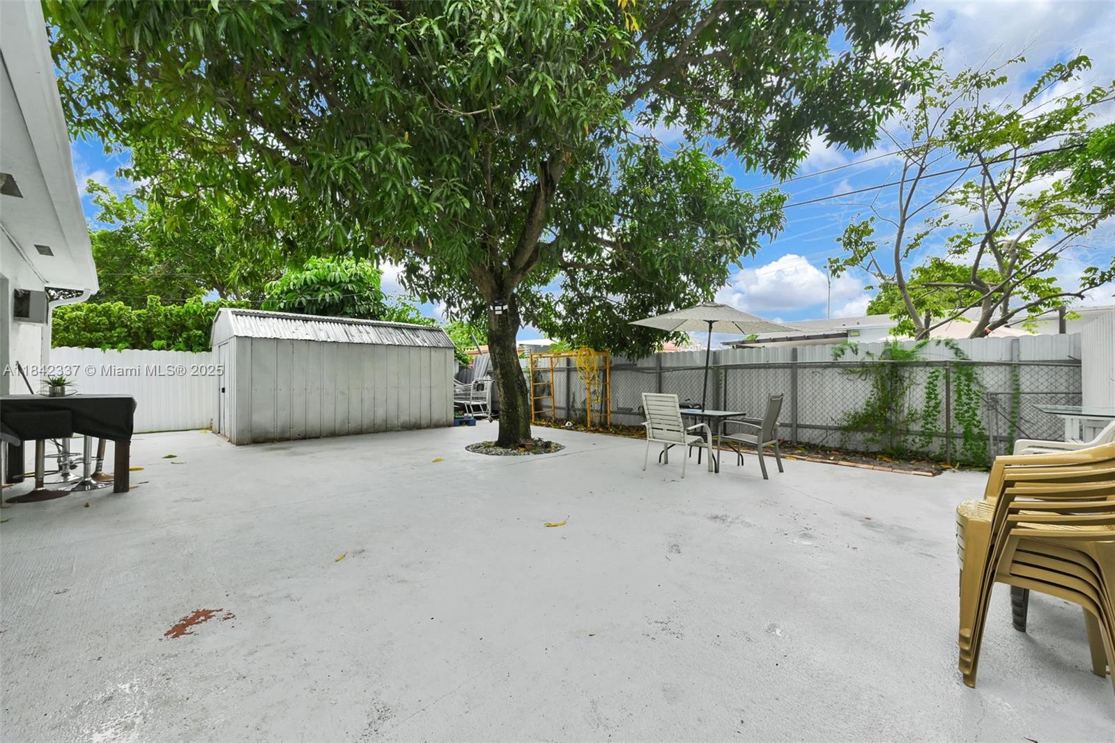 ESSEX VILLAGE-THIRD ADDIT - Residential