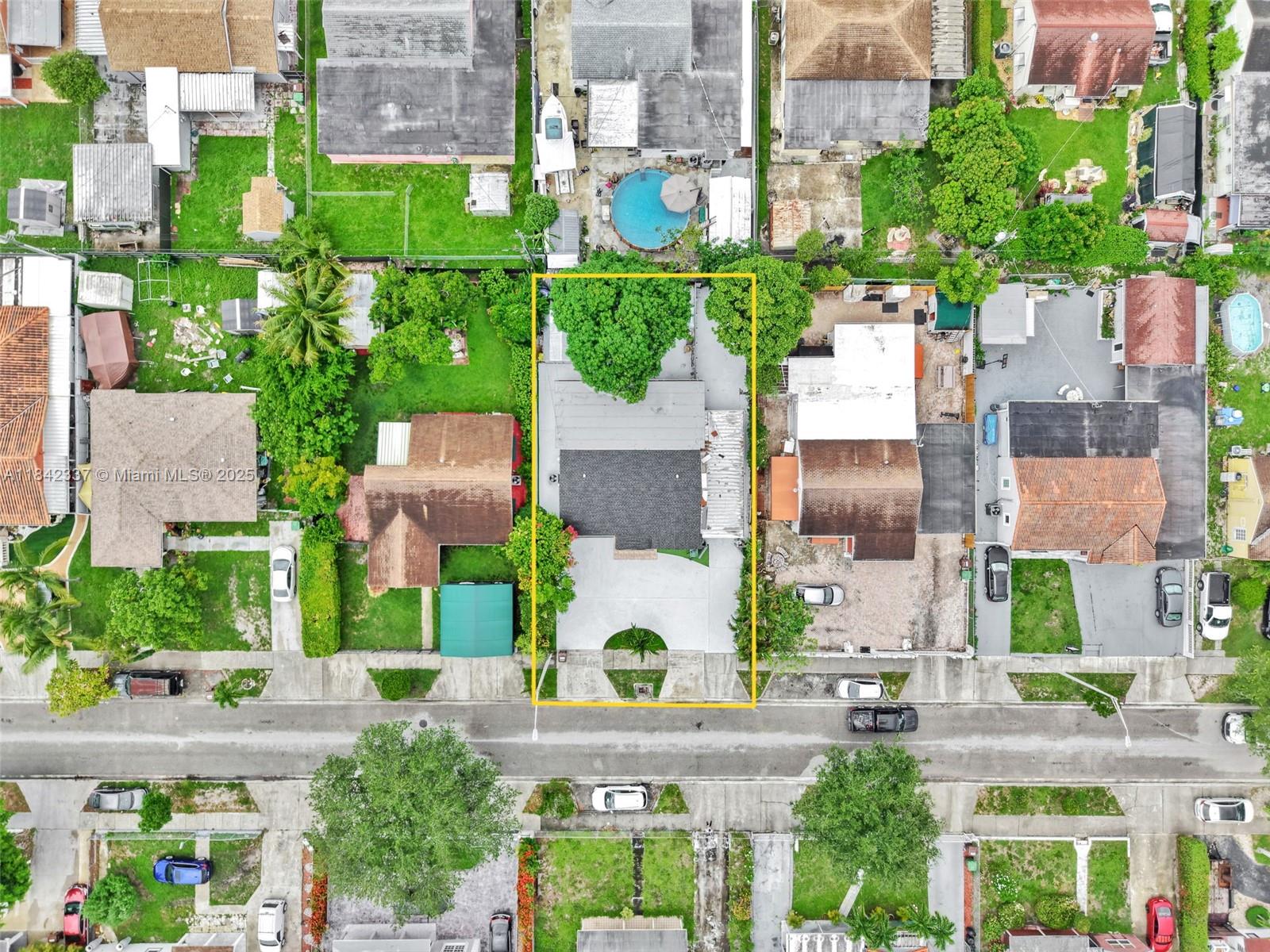 ESSEX VILLAGE-THIRD ADDIT - Residential