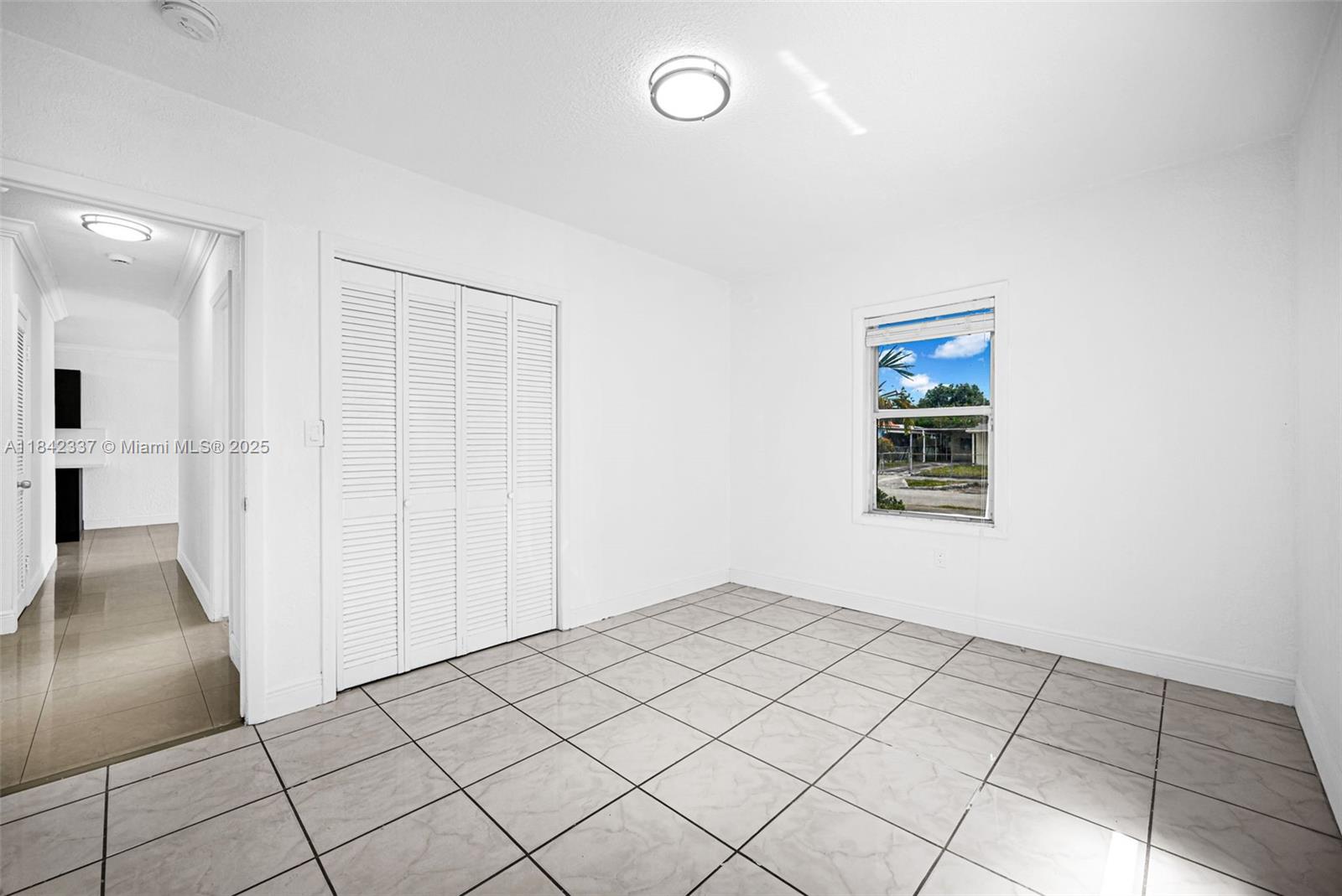 ESSEX VILLAGE-THIRD ADDIT - Residential