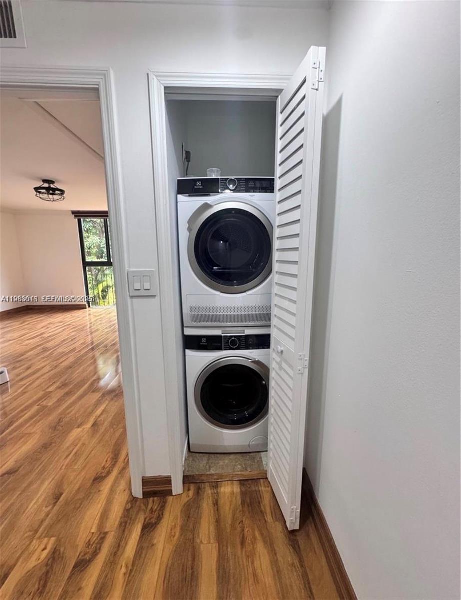 COSTA DEL SOL CONDO NO 1 - Residential Lease