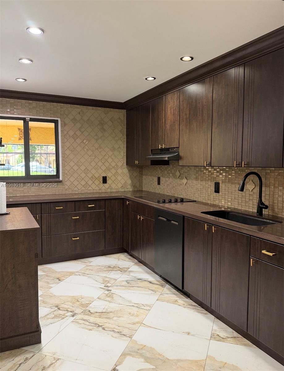 COSTA DEL SOL CONDO NO 1 - Residential Lease