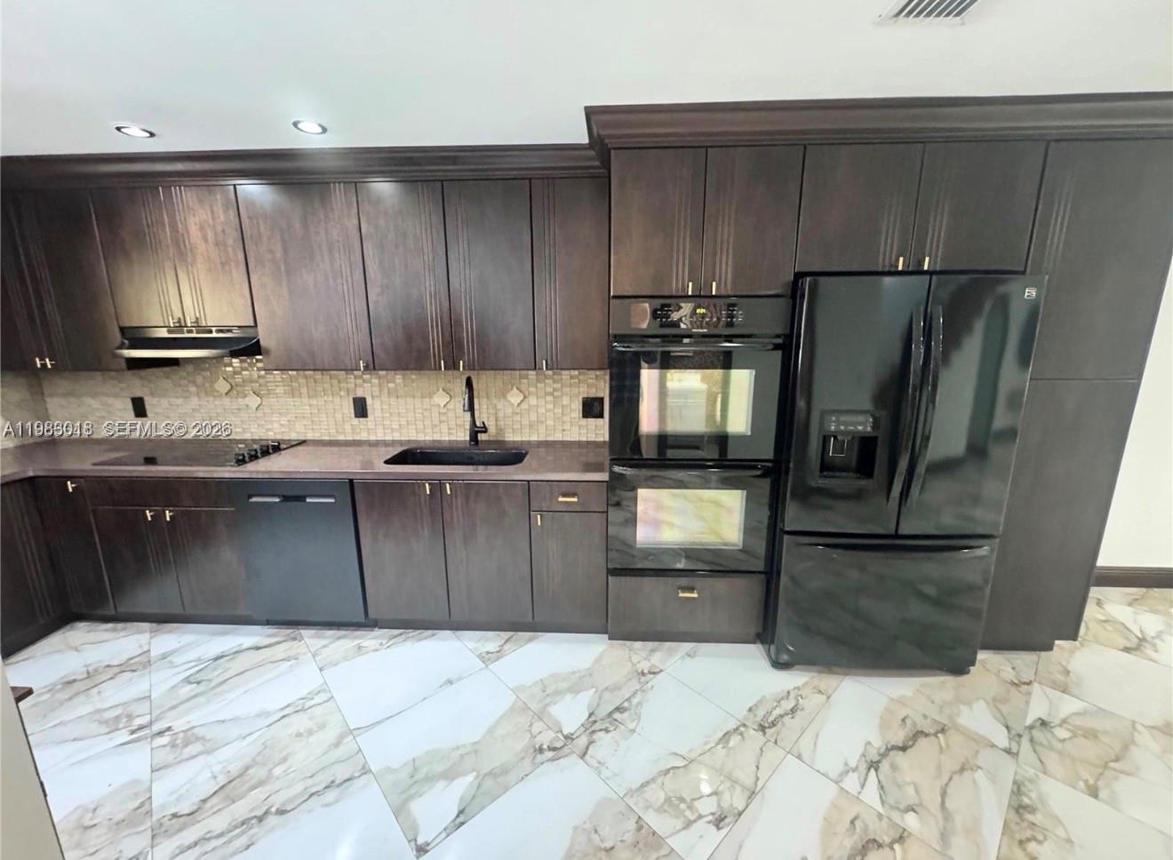 COSTA DEL SOL CONDO NO 1 - Residential Lease