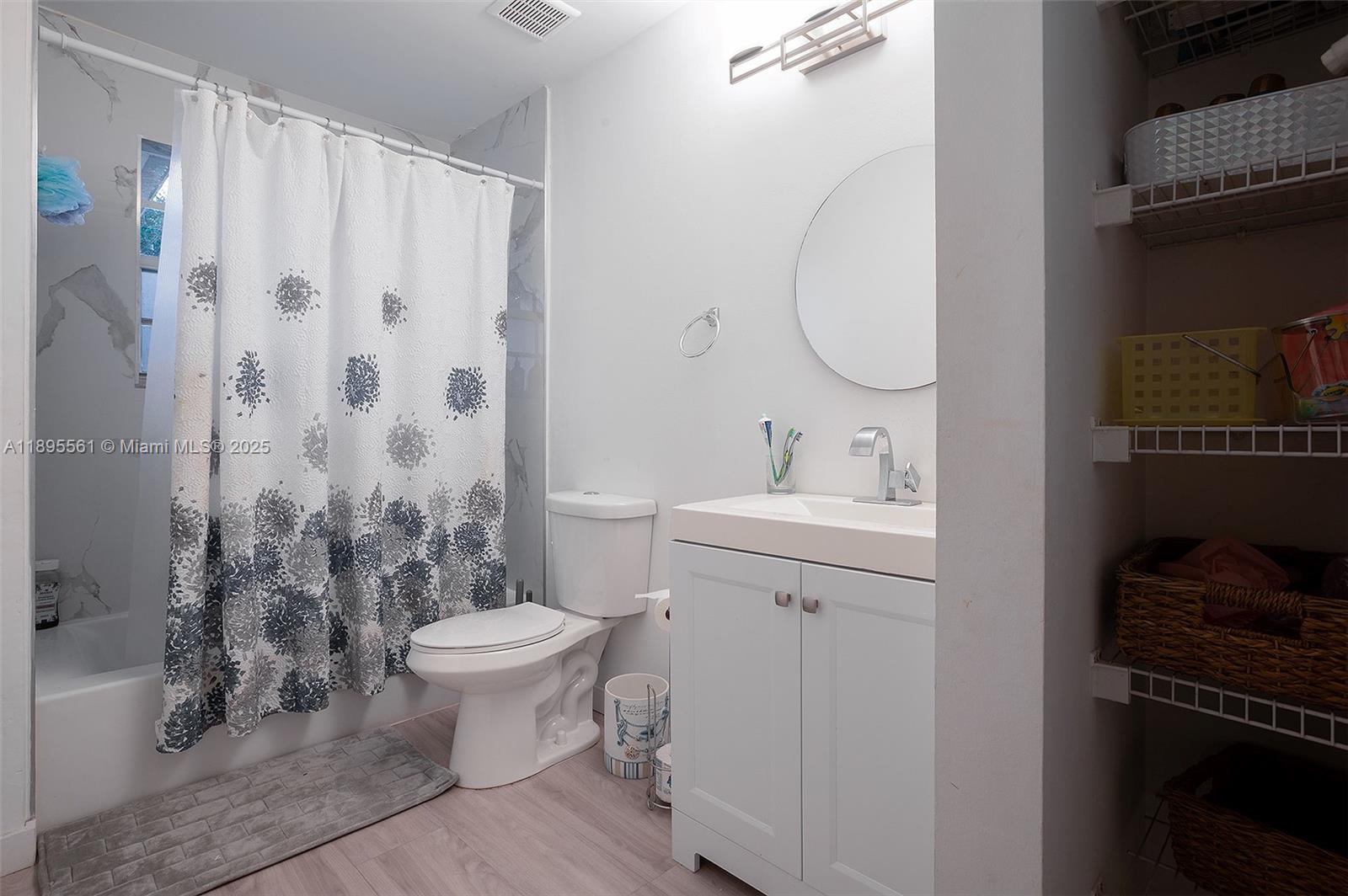 NORTH 29 ASSOC - Residential