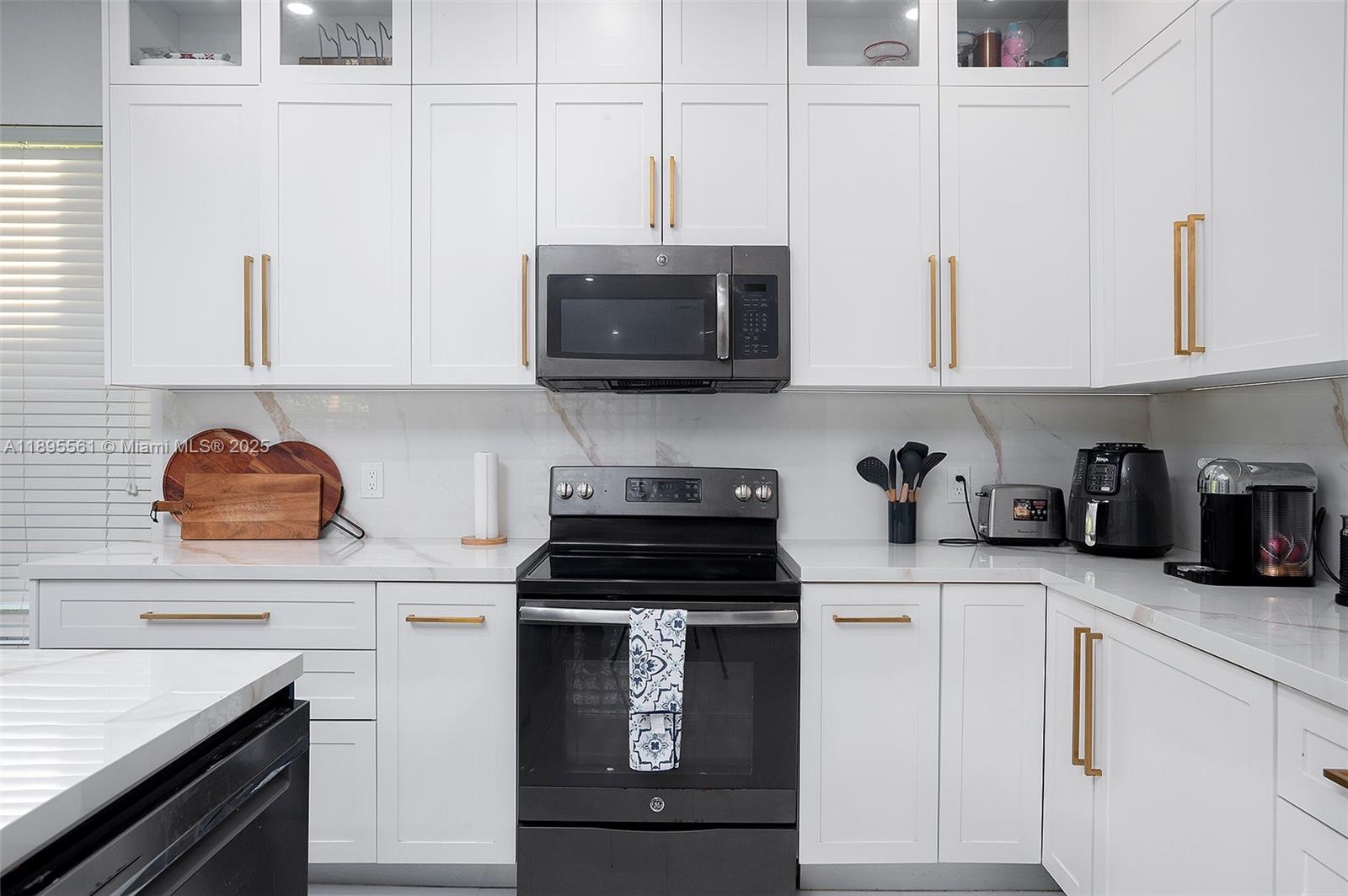 NORTH 29 ASSOC - Residential