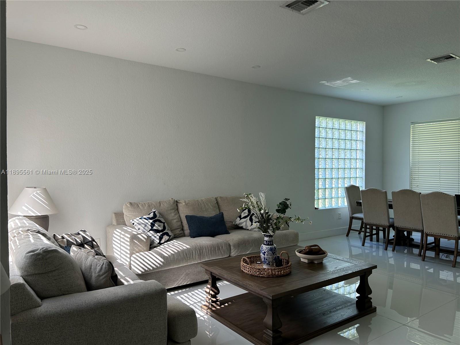 NORTH 29 ASSOC - Residential