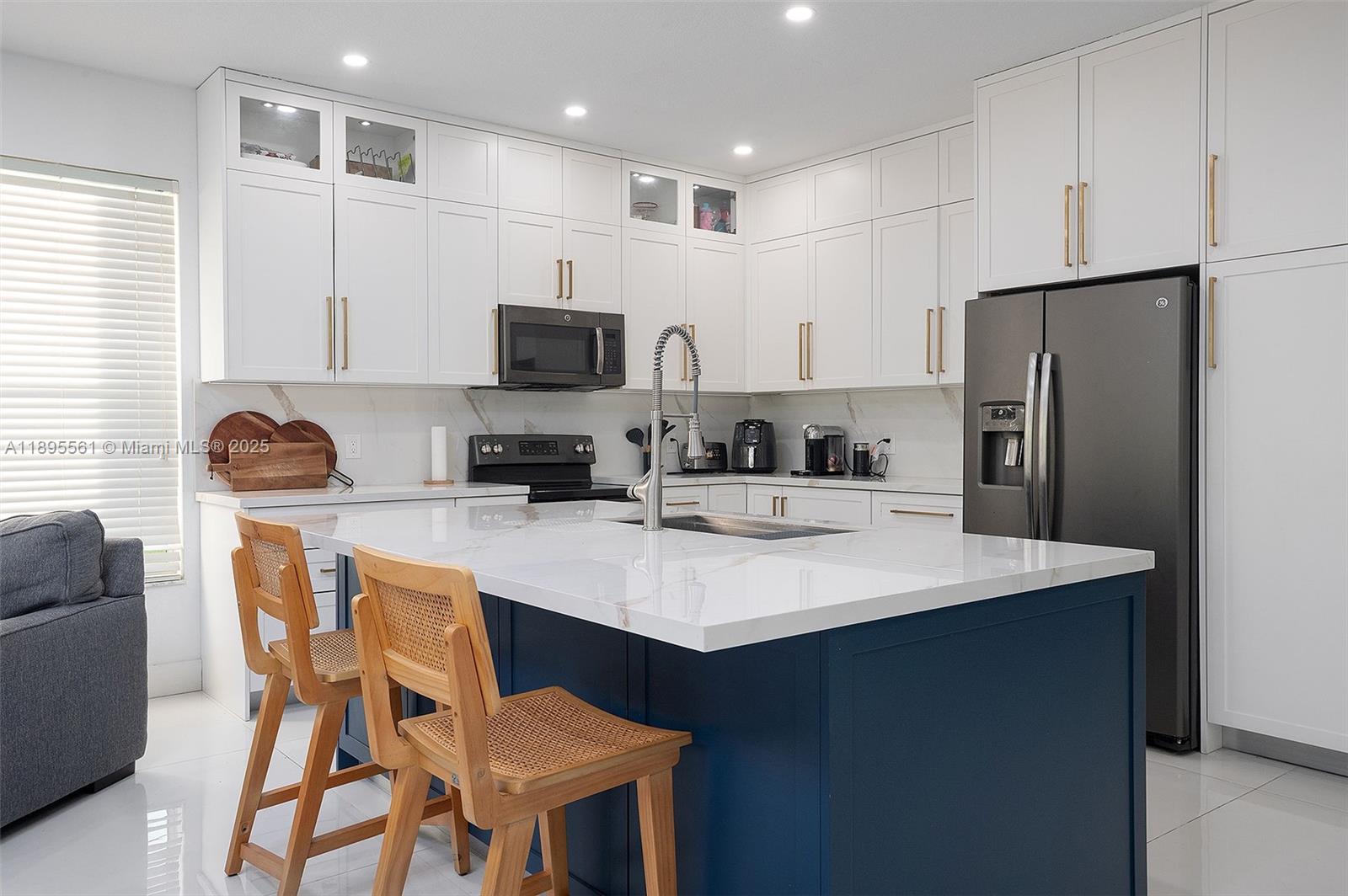 NORTH 29 ASSOC - Residential