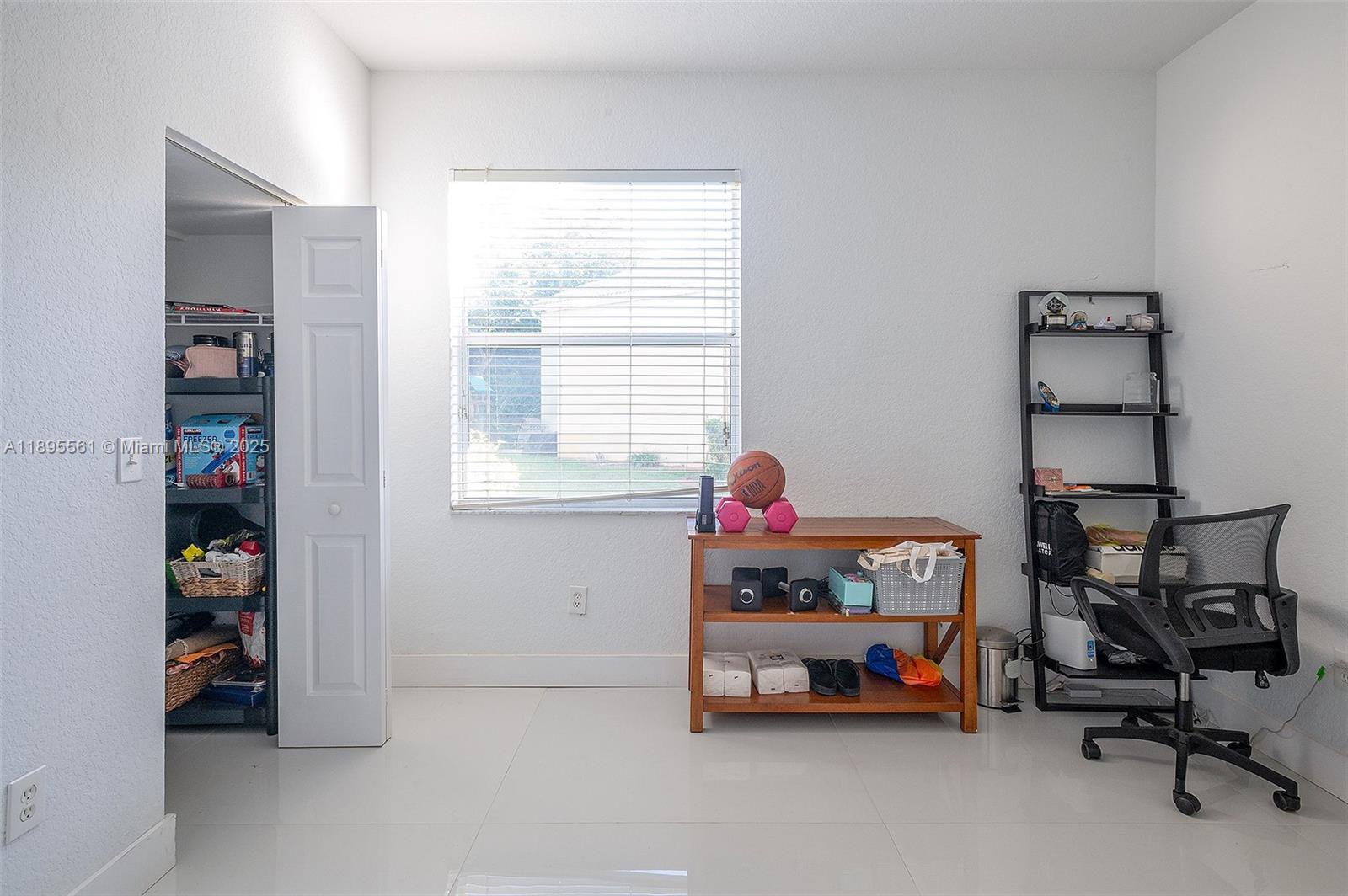 NORTH 29 ASSOC - Residential