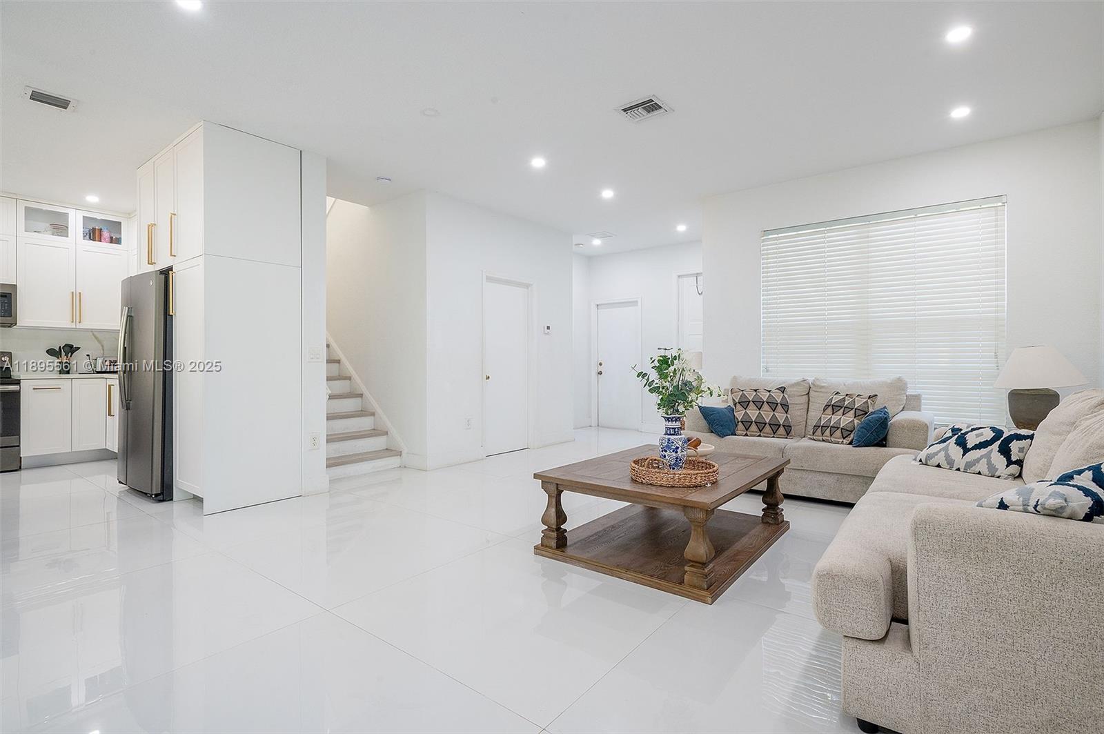 NORTH 29 ASSOC - Residential