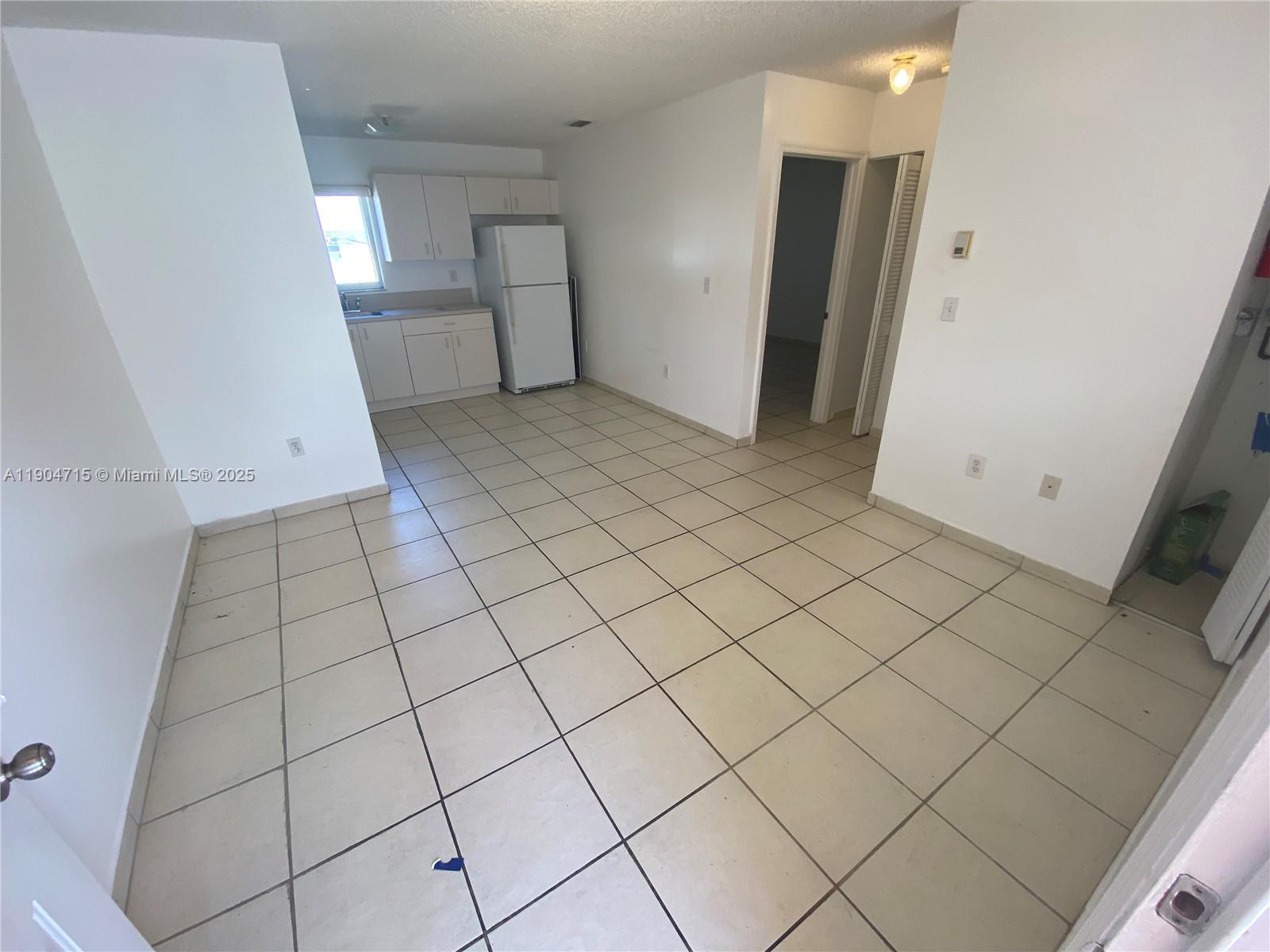 CITY OF MIAMI SOUTH - Residential Lease