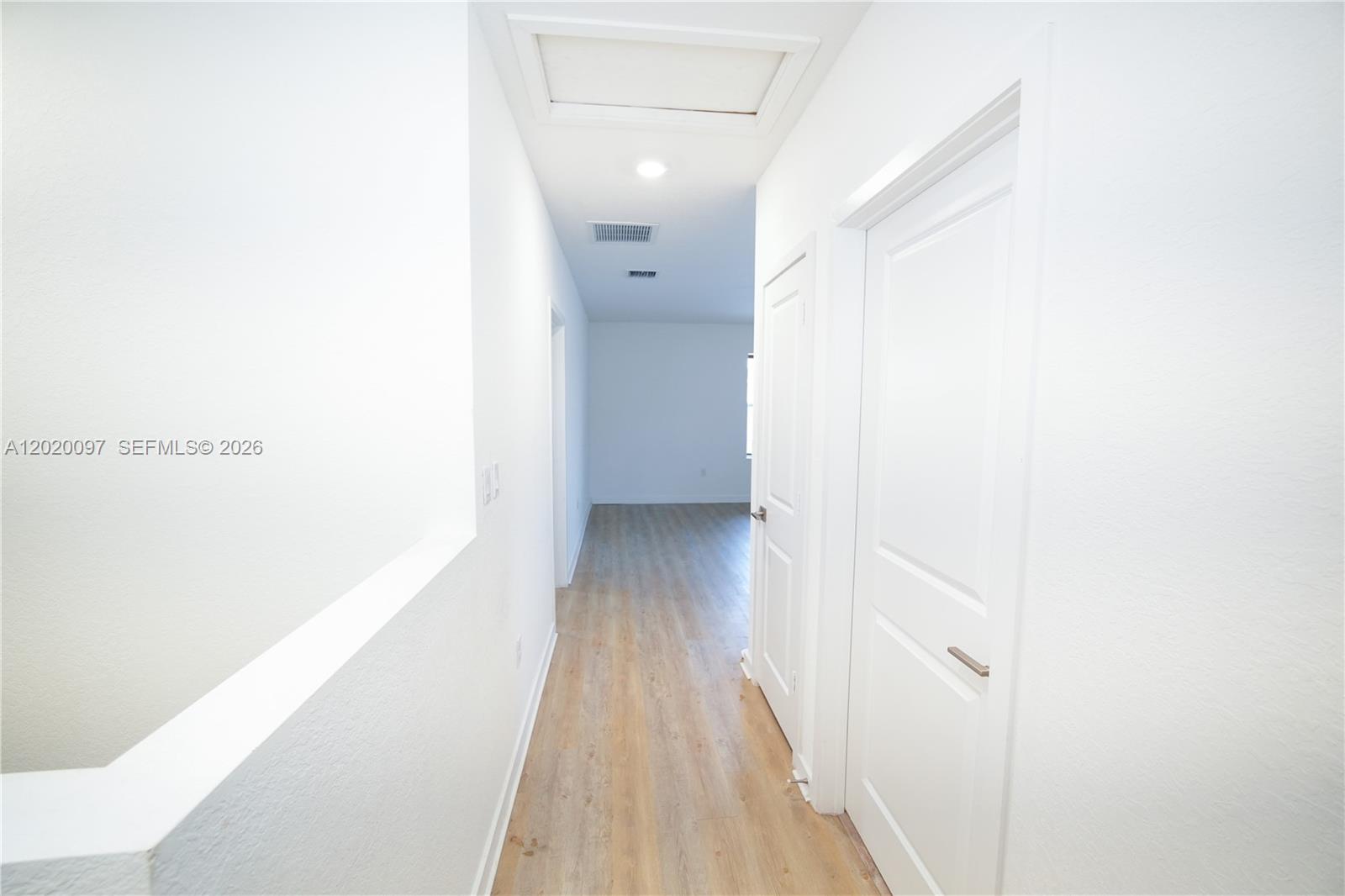 ROYAL HOMES WEST - Residential
