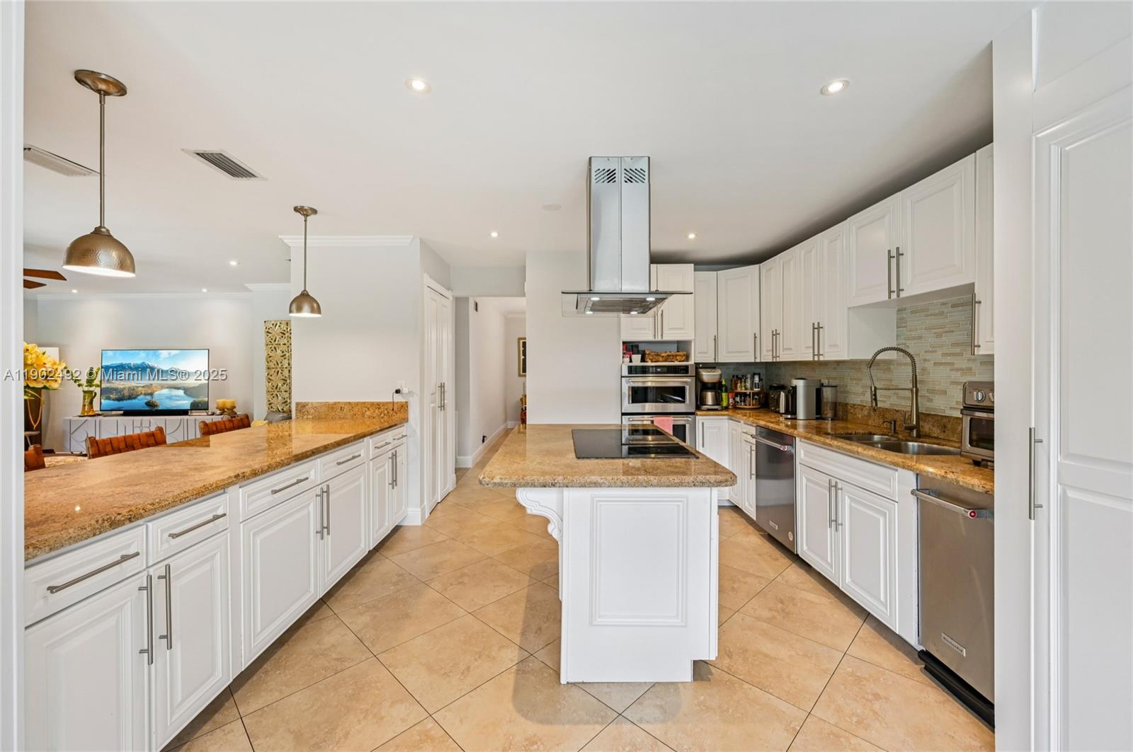 BOCA TIERRA 1ST SEC - Residential