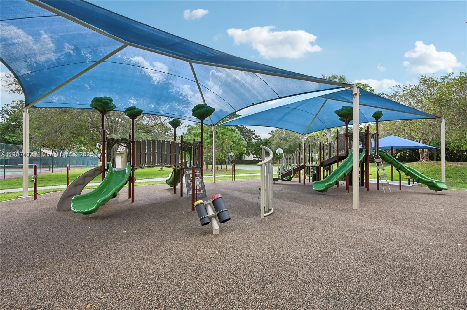 BOCA TIERRA 1ST SEC - Residential