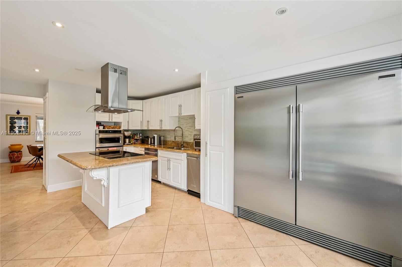 BOCA TIERRA 1ST SEC - Residential