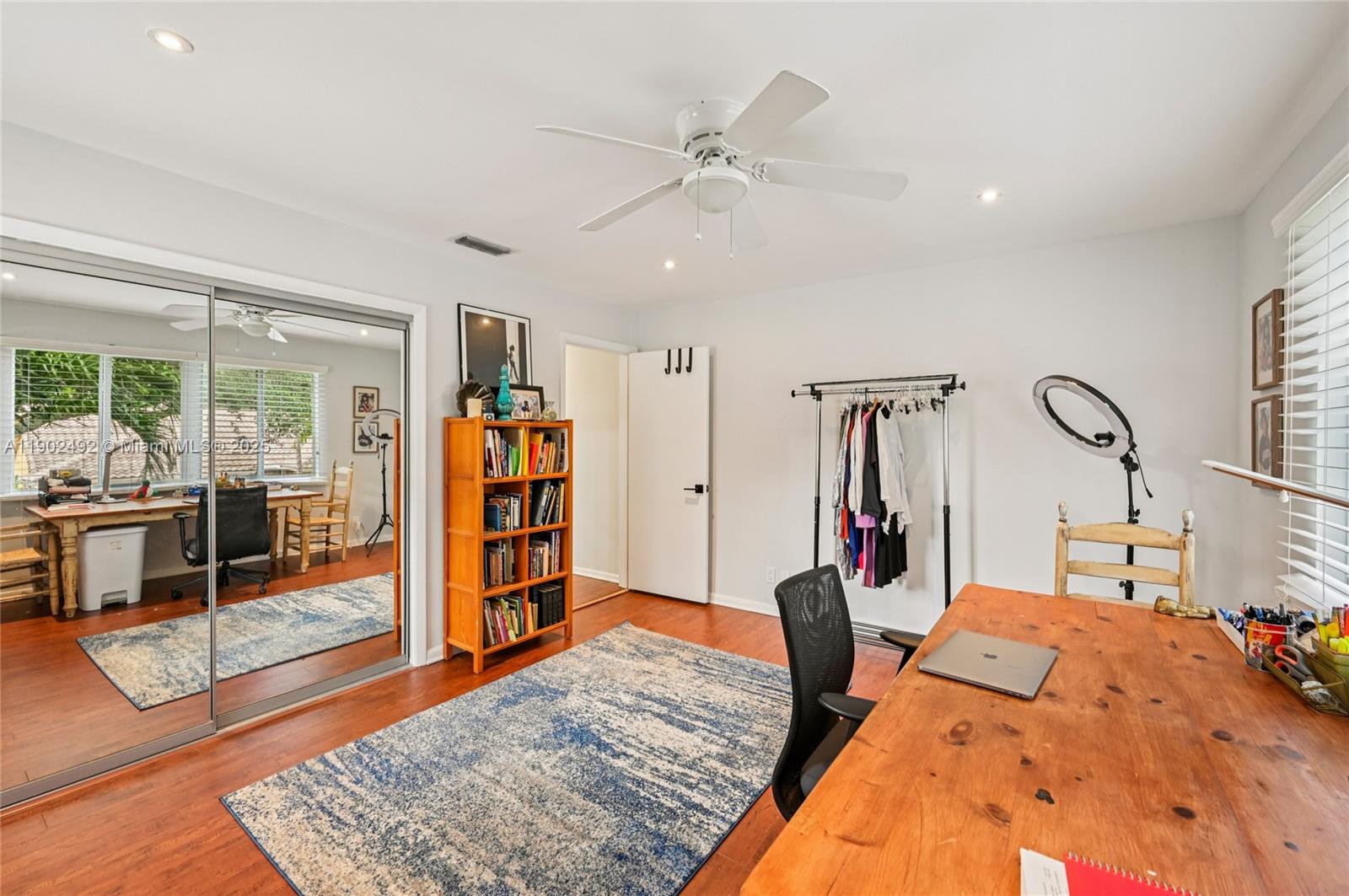 BOCA TIERRA 1ST SEC - Residential