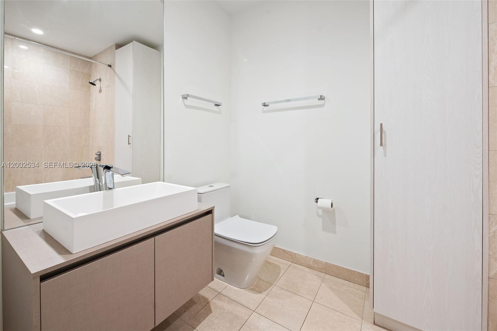 BRICKELL FLATIRON CONDO - Residential