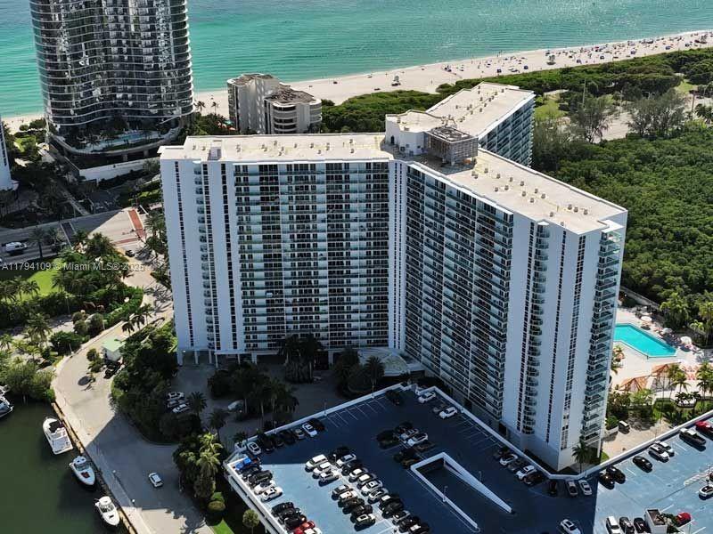 100 Bayview Dr 722, Sunny Isles Beach, Miami-Dade County, Florida - 2 Bedrooms  
2 Bathrooms - 