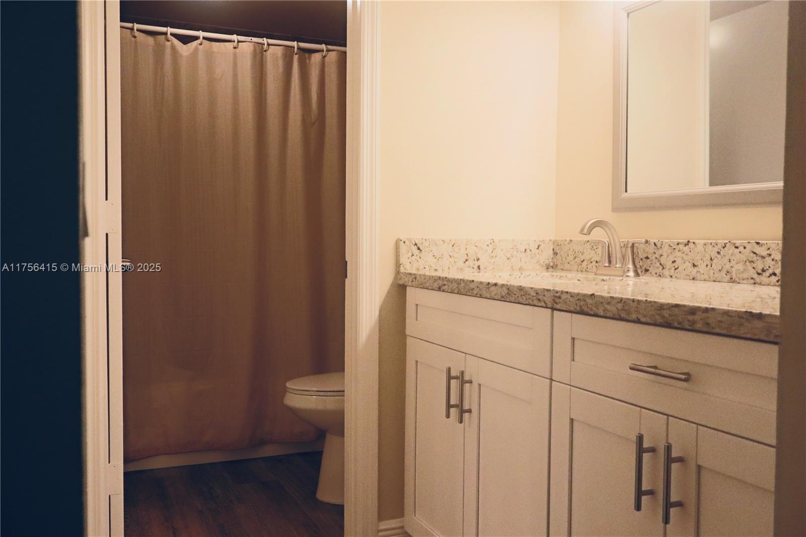 TOWNE GREENE CONDO - Residential