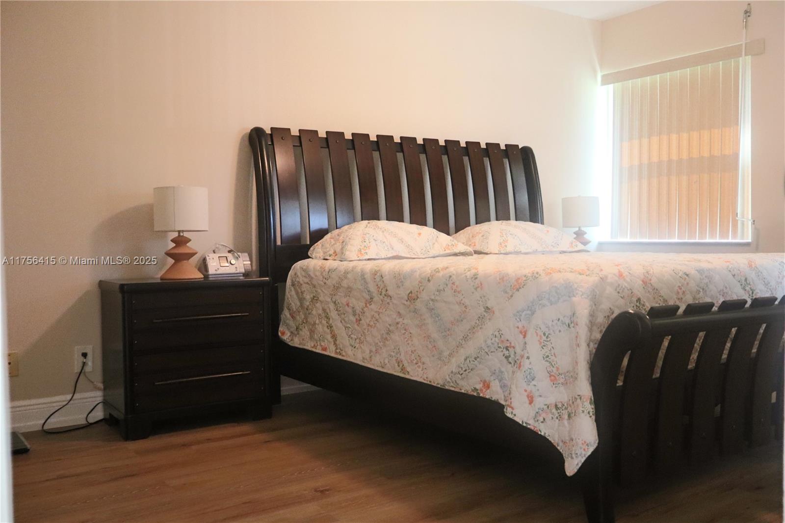 TOWNE GREENE CONDO - Residential