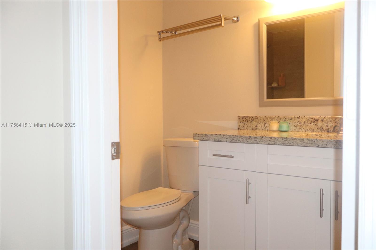 TOWNE GREENE CONDO - Residential