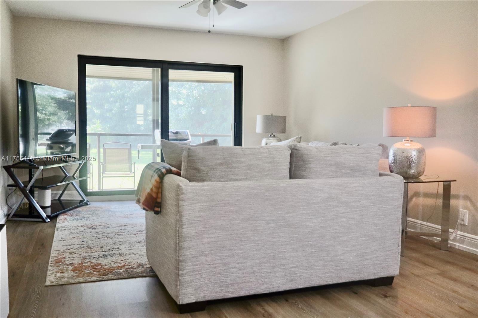 TOWNE GREENE CONDO - Residential