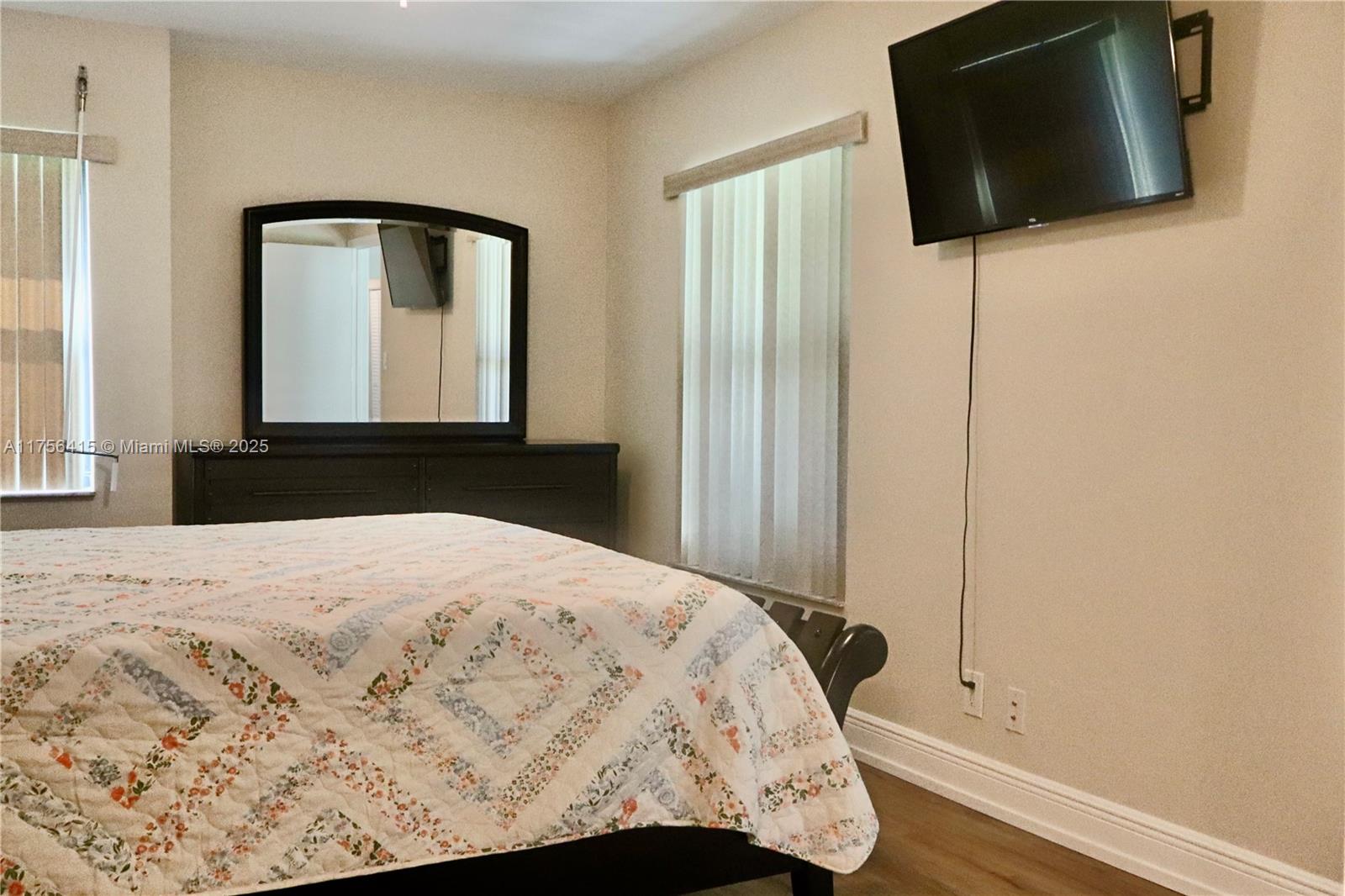 TOWNE GREENE CONDO - Residential