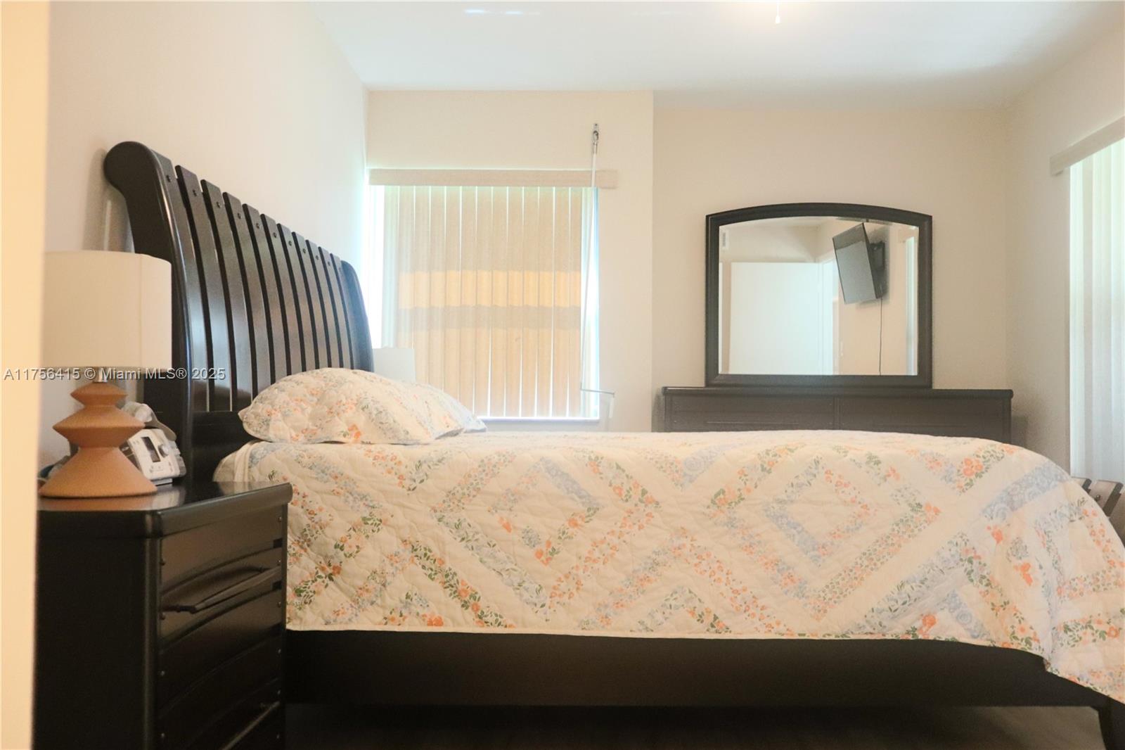 TOWNE GREENE CONDO - Residential